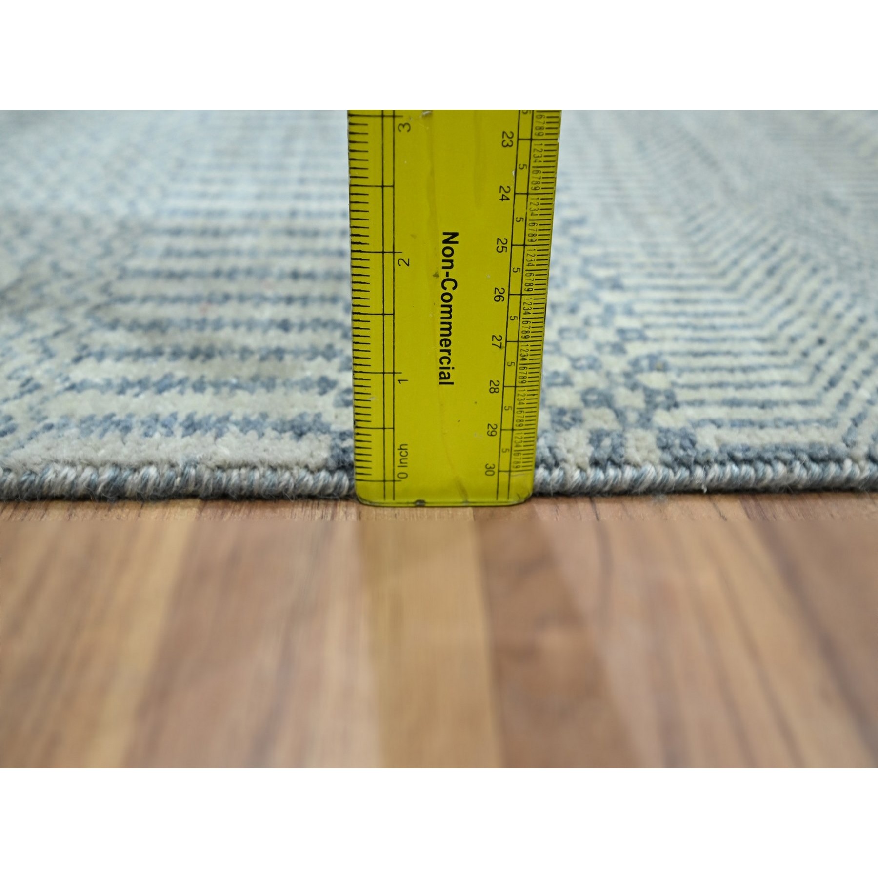 2'x3' Sky Blue, Modern Grass Design, Hand Knotted, Wool with touch of Silk, Tone on Tone, Lush and Plush, Sample, Mat, Oriental Rug Sh76474
