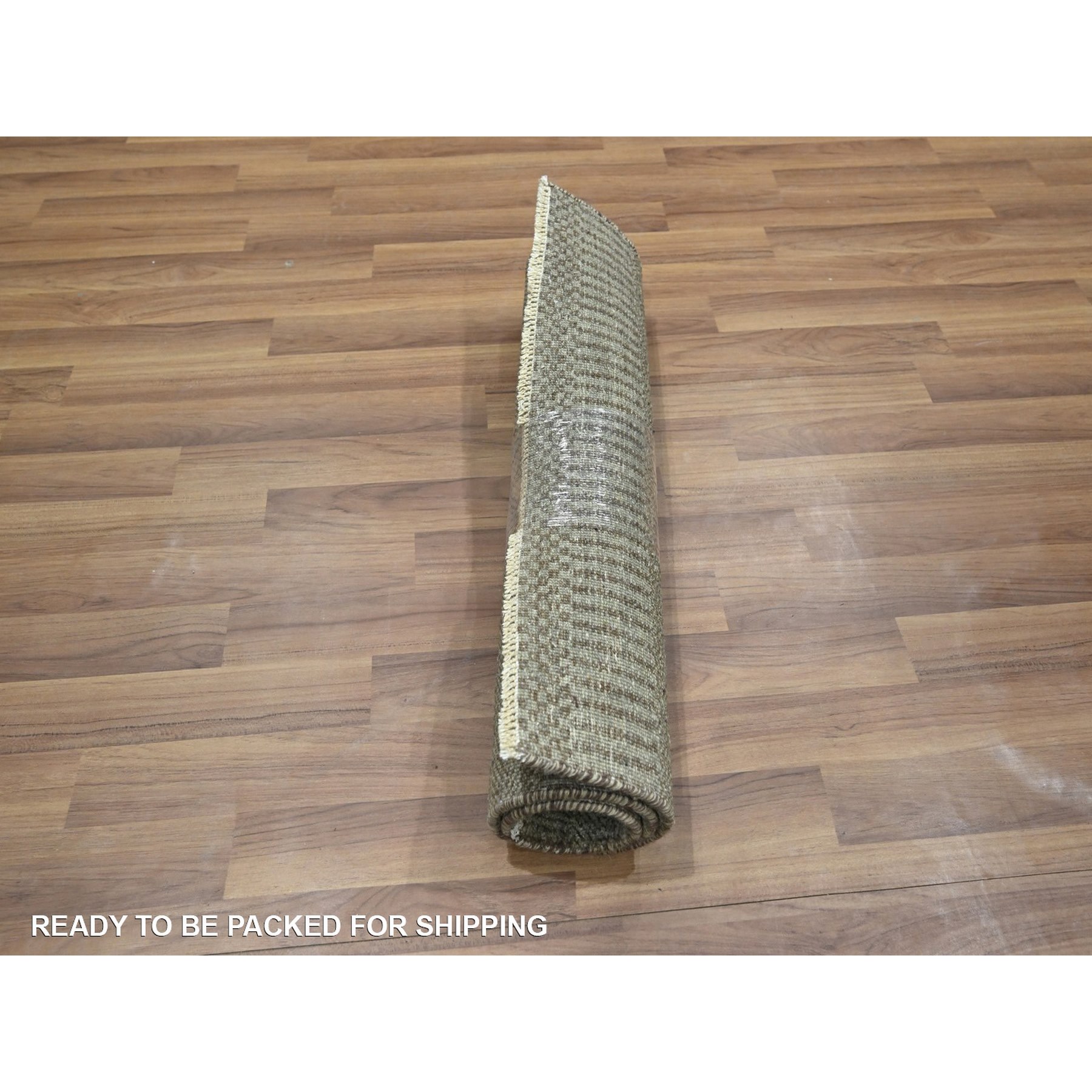 2'x3' Cedar Brown, Hand Knotted, Wool with touch of Silk, Tone on Tone, Lush and Plush, Sample, Modern Grass Design, Mat, Oriental Rug Sh76478
