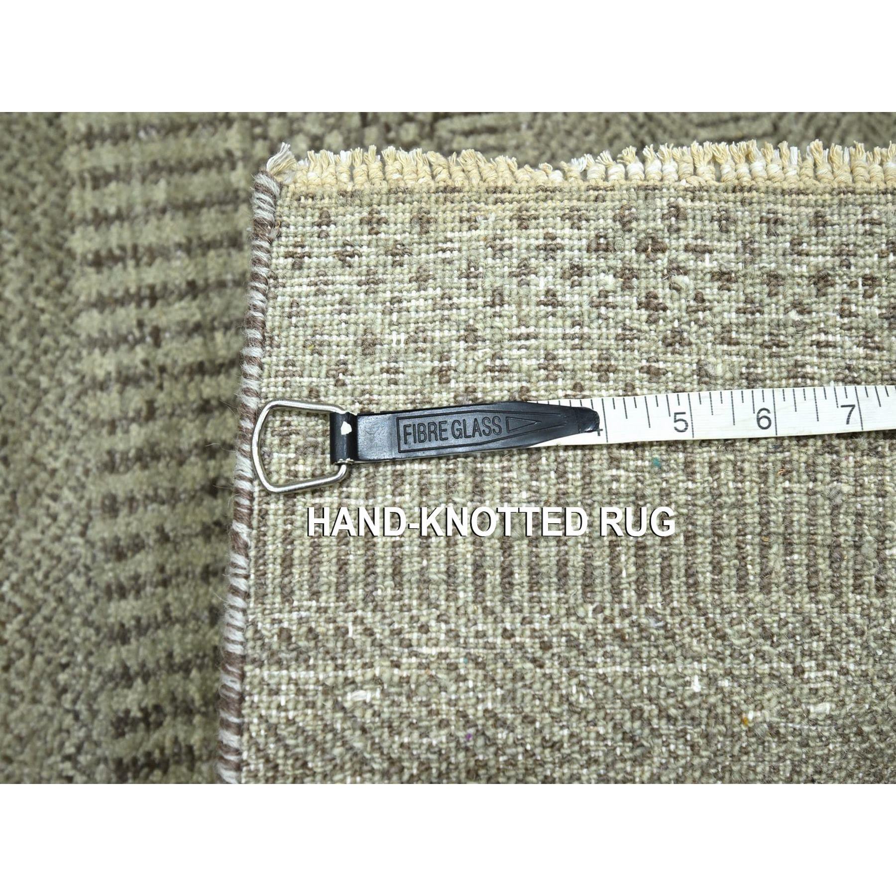 2'x3' Stone Gray, Hand Knotted, Wool with touch of Silk, Tone on Tone, Lush and Plush, Sample, Modern Grass Design, Mat, Oriental Rug Sh76481