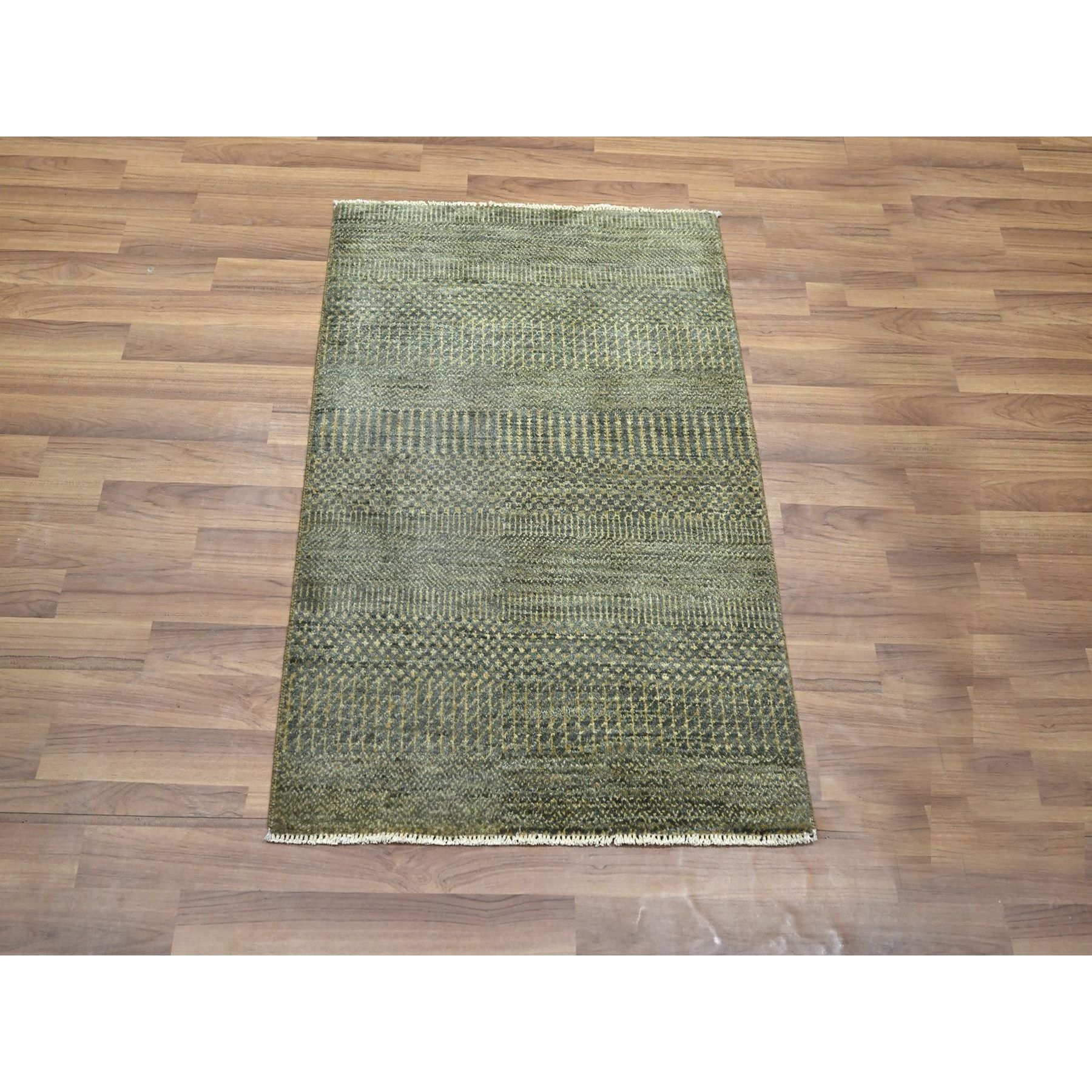 2'x3' Umber Brown, Lush and Plush, Sample, Modern Grass Design, Tone on Tone, Hand Knotted, Wool with touch of Silk, Mat, Oriental Rug Sh76483