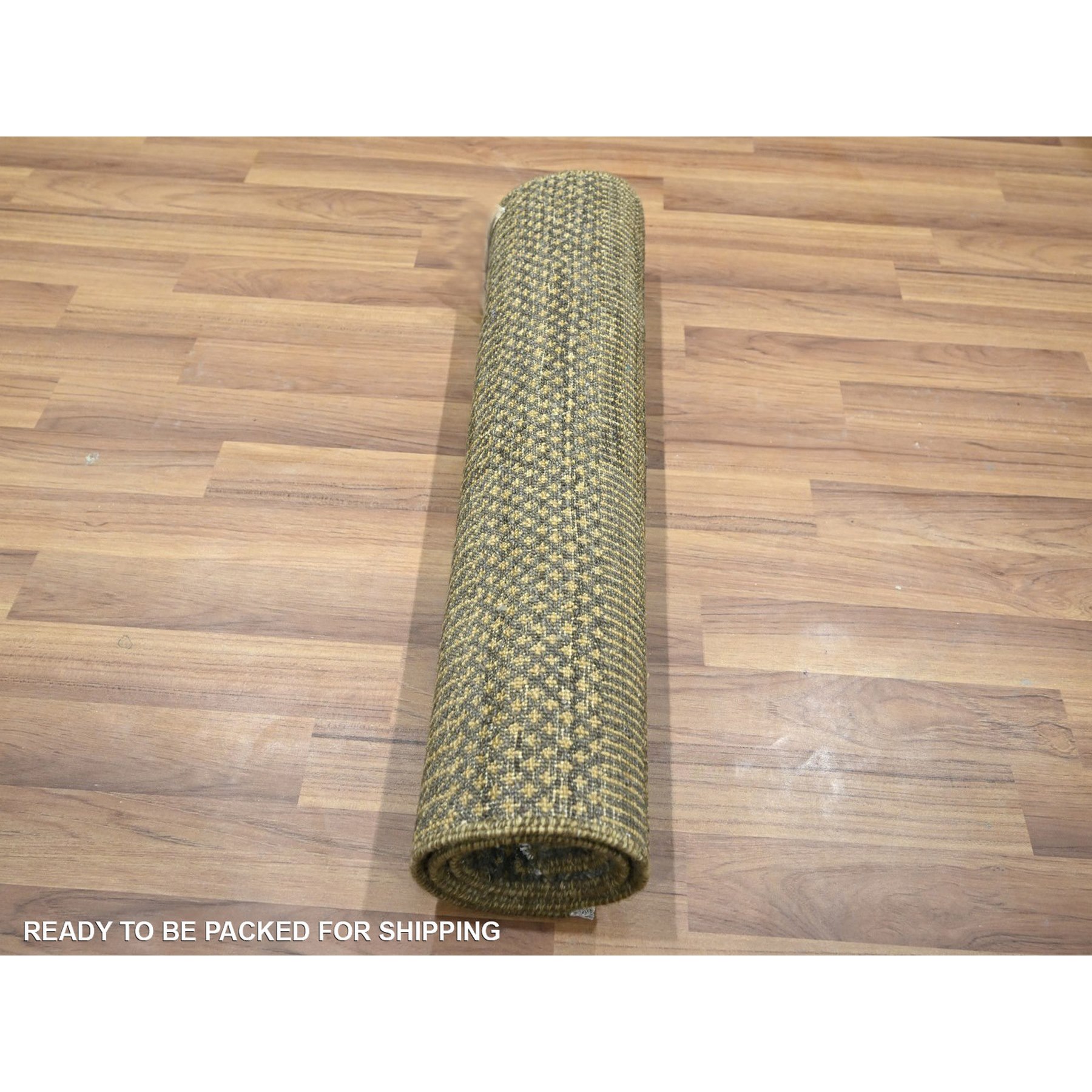 2'x3' Umber Brown, Lush and Plush, Sample, Modern Grass Design, Tone on Tone, Hand Knotted, Wool with touch of Silk, Mat, Oriental Rug Sh76483