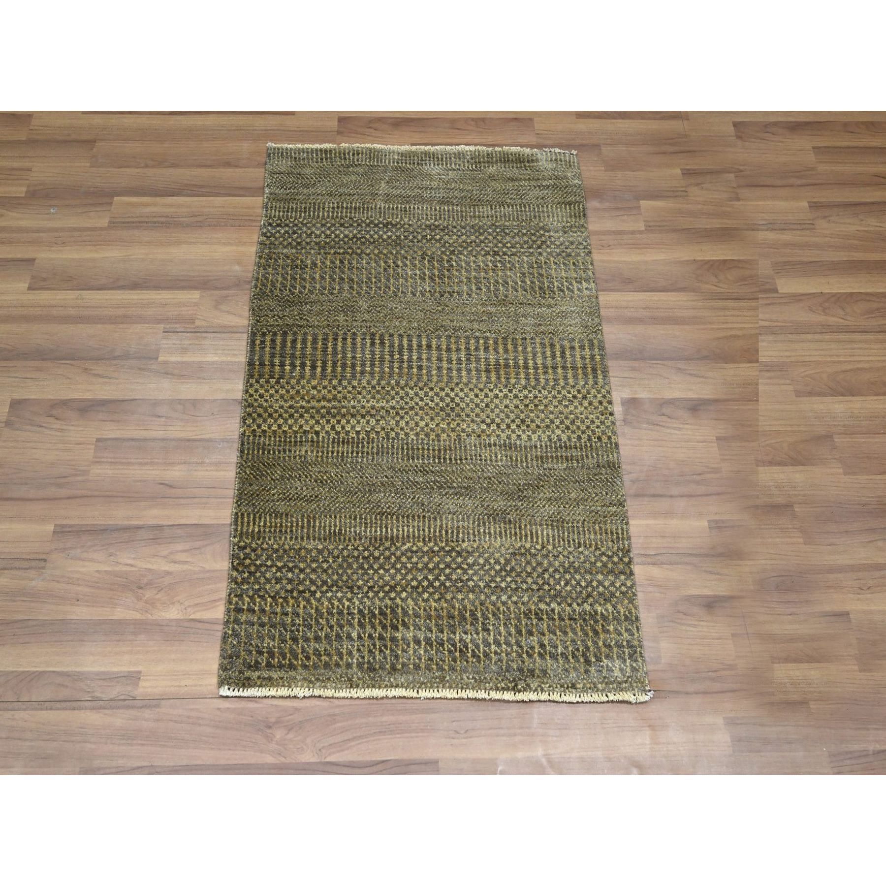 2'x3' Chocolate Brown, Hand Knotted, Wool with touch of Silk, Tone on Tone, Lush and Plush, Sample, Modern Grass Design, Mat, Oriental Rug Sh76488