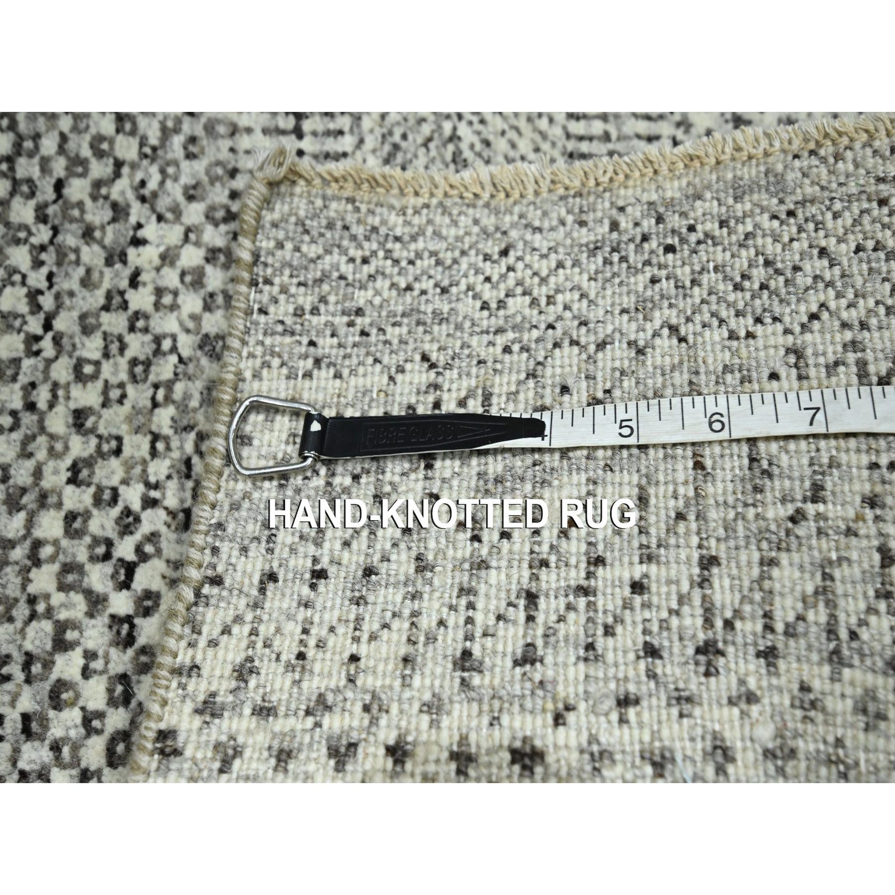 2'x3' Alabaster White, Hand Knotted, Modern Grass Design, Wool with touch of Silk, Tone on Tone, Lush and Plush, Mat, Oriental Rug Sh76498