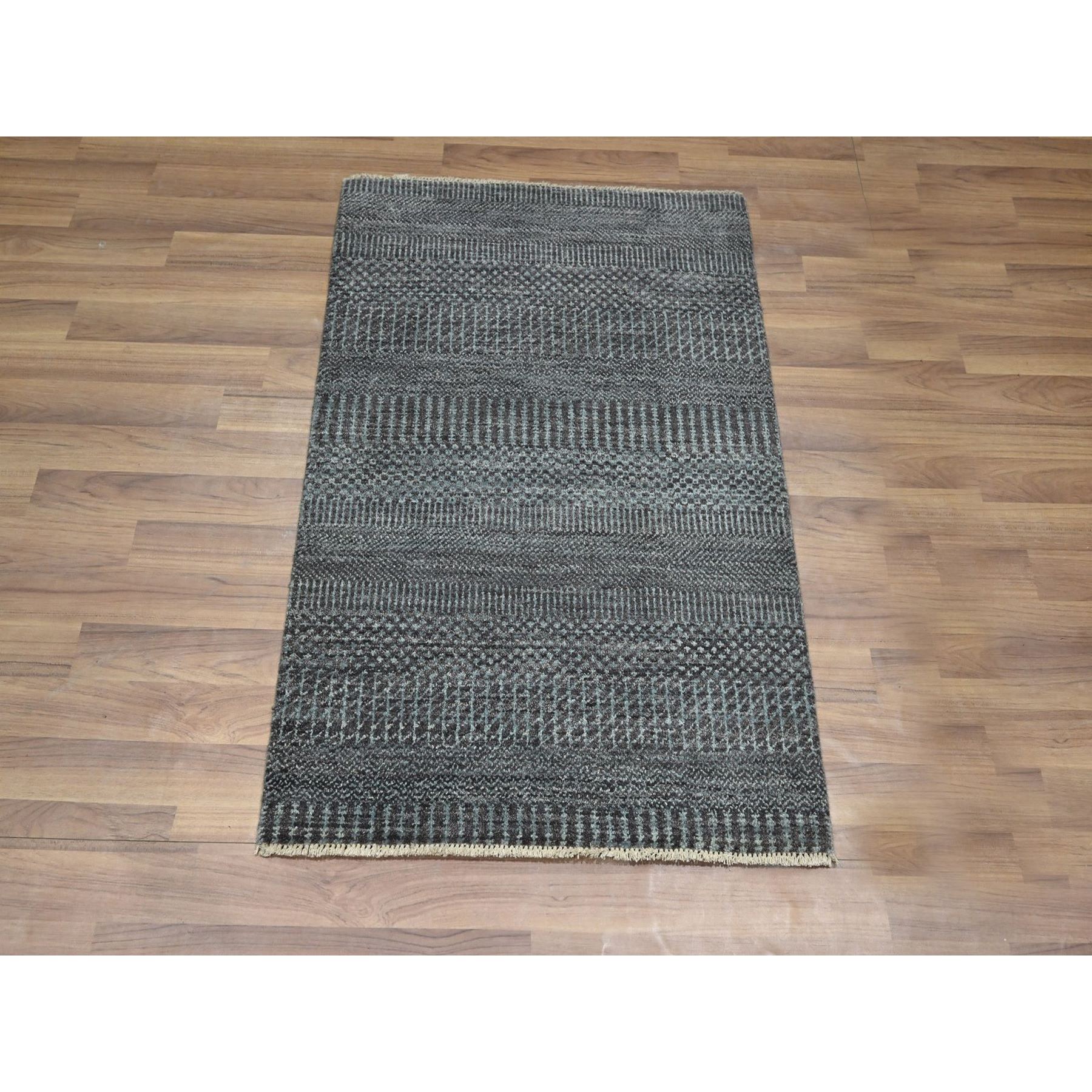 2'x3' Pewter Gray, Lush and Plush, Sample, Modern Grass Design, Tone on Tone, Hand Knotted, Wool with touch of Silk, Mat, Oriental Rug Sh76502
