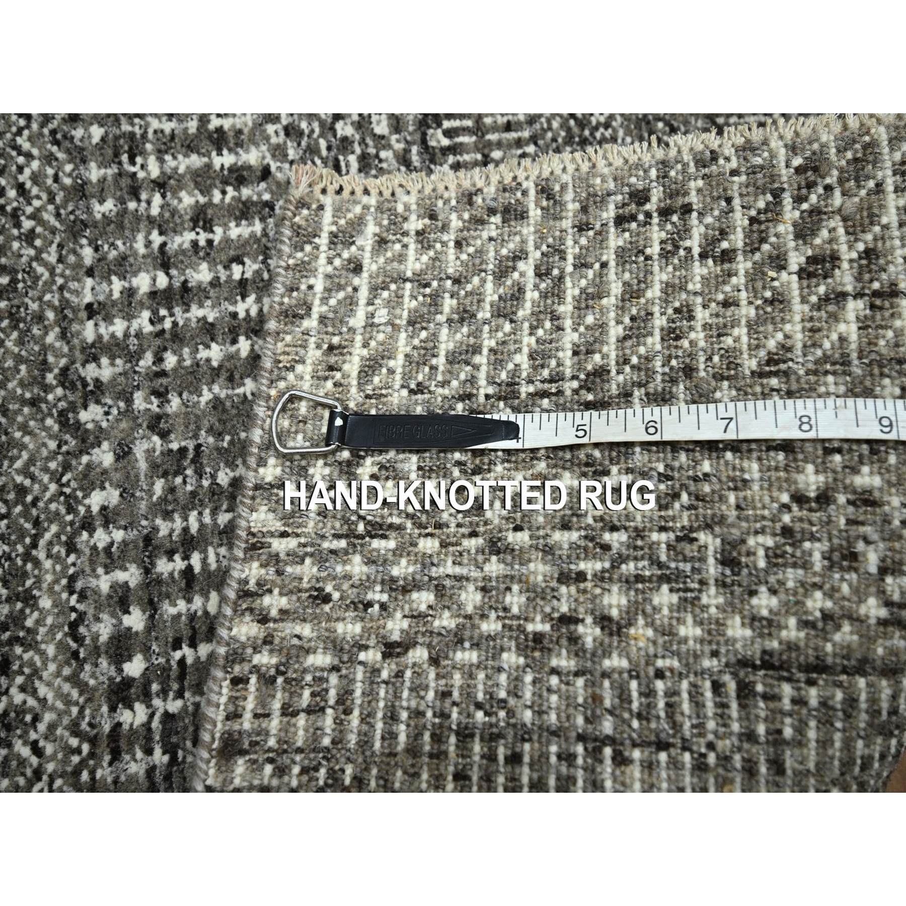 2'x3' Cedar Brown, Modern Grass Design, Tone on Tone, Hand Knotted, Wool with touch of Silk, Lush and Plush, Sample, Mat, Oriental Rug Sh76507