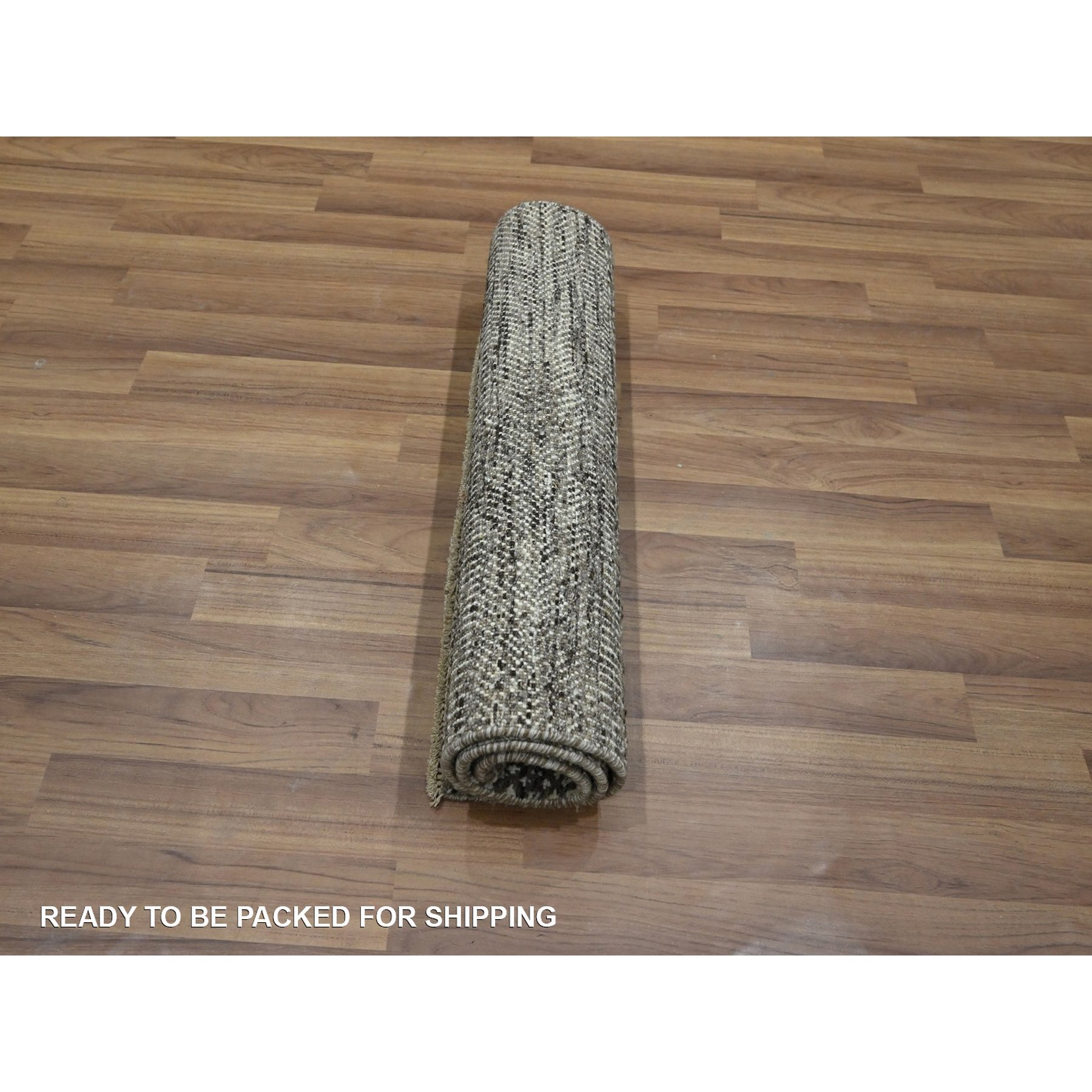 2'x3' Cedar Brown, Modern Grass Design, Tone on Tone, Hand Knotted, Wool with touch of Silk, Lush and Plush, Sample, Mat, Oriental Rug Sh76507