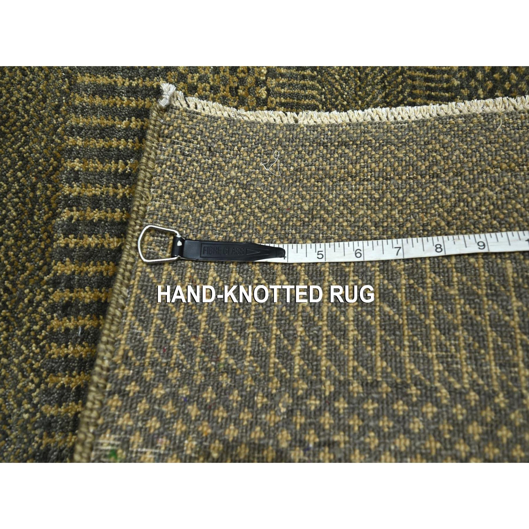 2'x3' Cedar Brown, Hand Knotted, Modern Grass Design, Wool with touch of Silk, Tone on Tone, Lush and Plush, Mat, Oriental Rug Sh76512