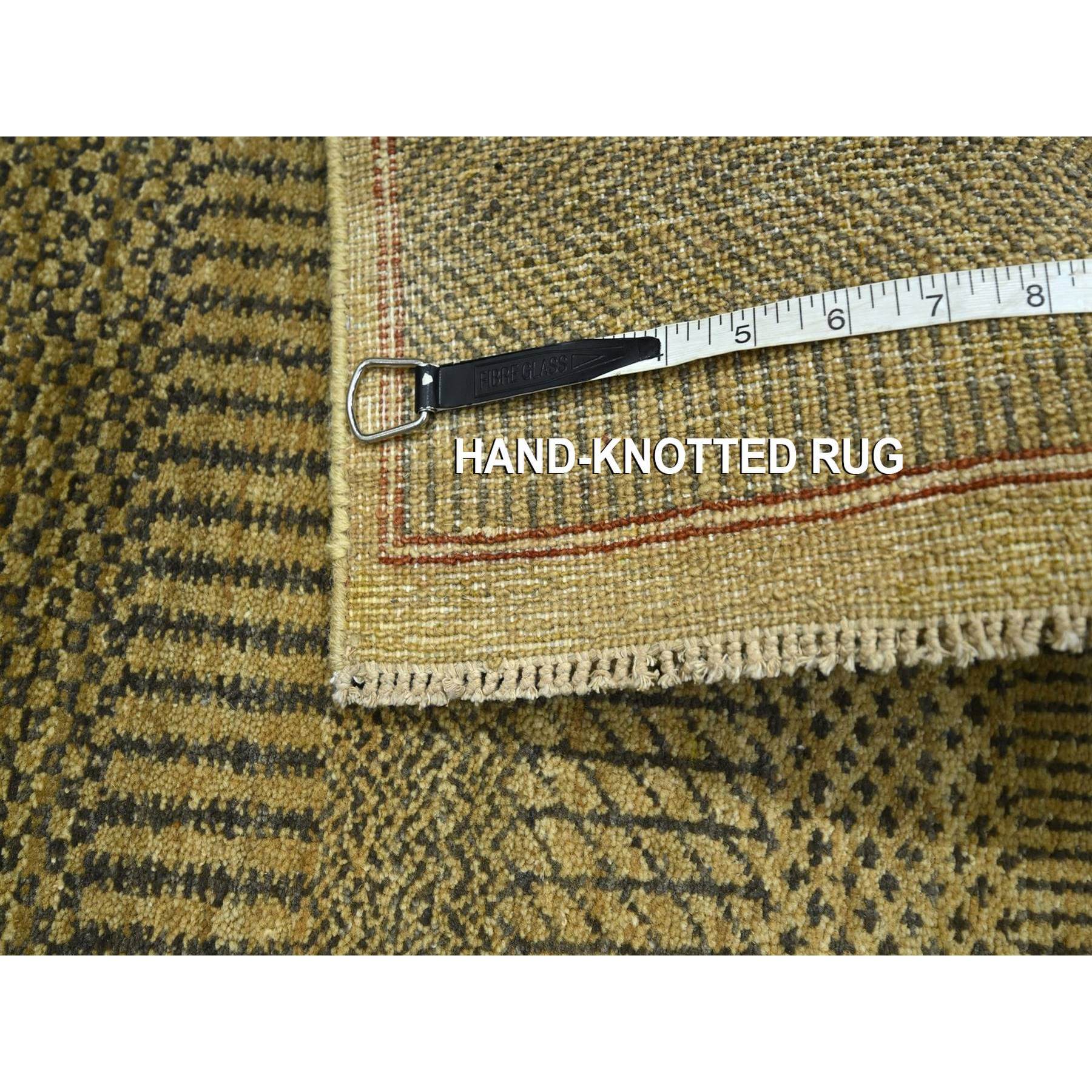 2'x3' Honey Brown, Hand Knotted, Modern Grass Design, Wool with touch of Silk, Tone on Tone, Lush and Plush, Mat, Oriental Rug Sh76515