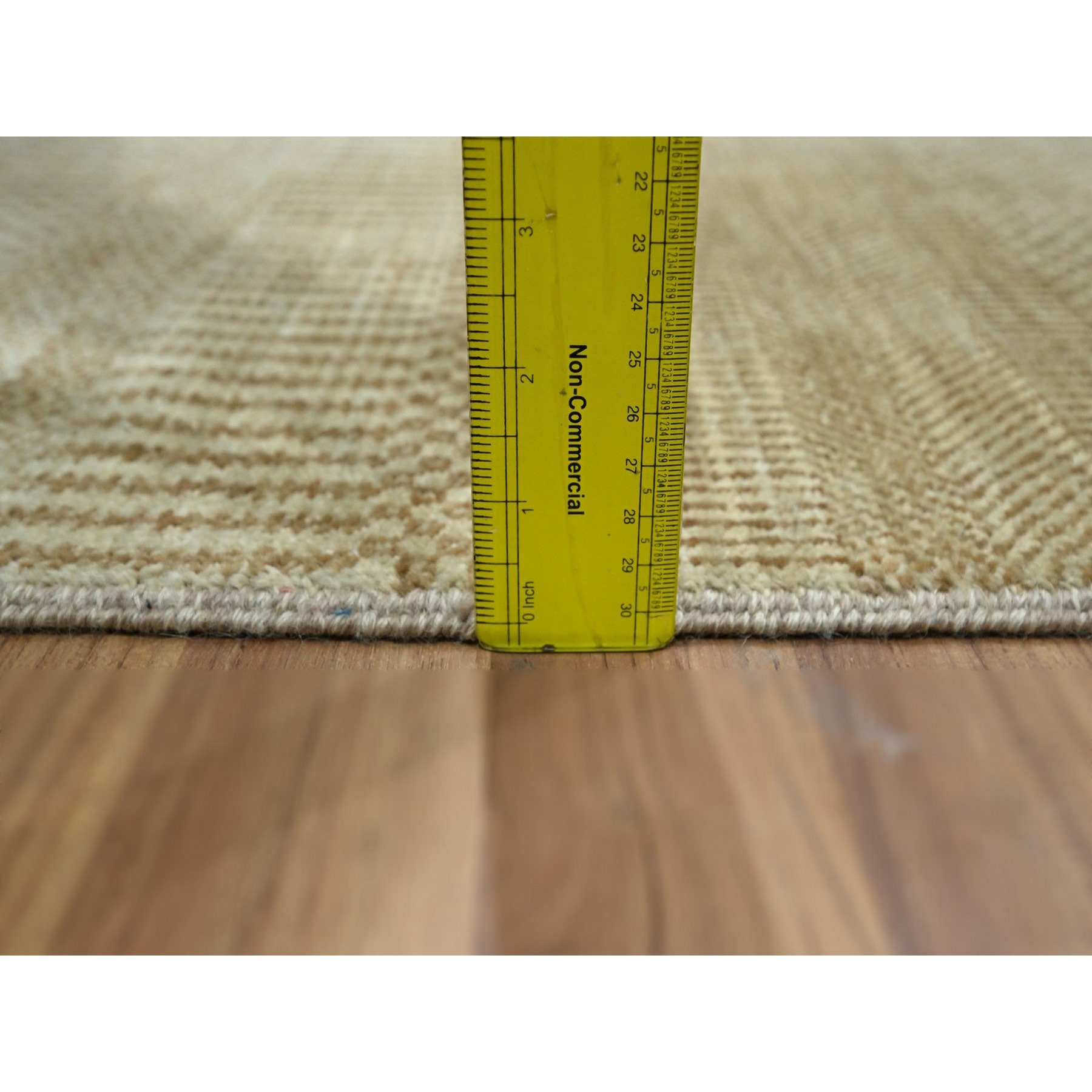 2'x3' Honey Brown, Modern Grass Design, Hand Knotted, Wool with touch of Silk, Tone on Tone, Lush and Plush, Sample, Mat, Oriental Rug Sh76522