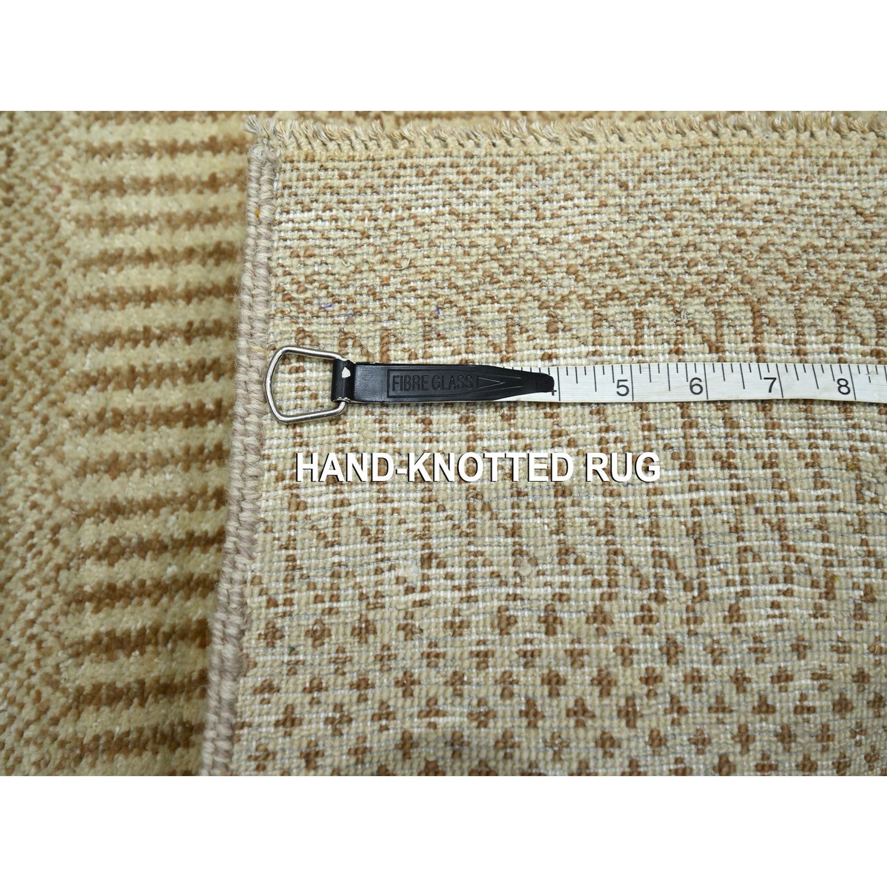 2'x3' Honey Brown, Modern Grass Design, Hand Knotted, Wool with touch of Silk, Tone on Tone, Lush and Plush, Sample, Mat, Oriental Rug Sh76522