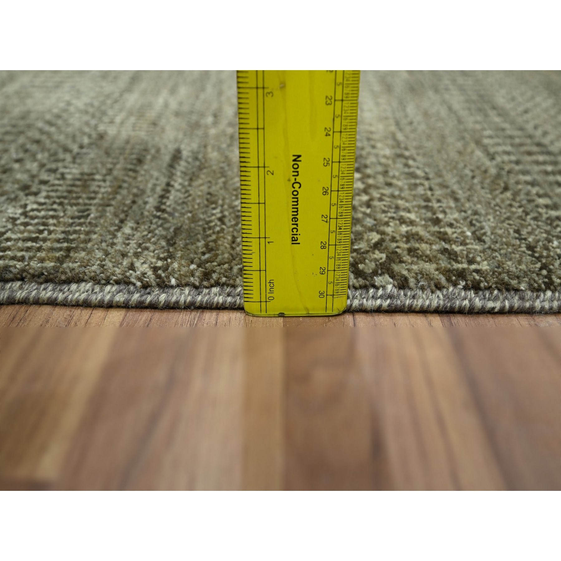 2'x3' Cedar Brown, Modern Grass Design, Lush and Plush, Hand Knotted, Tone on Tone, Wool with touch of Silk, Sample, Mat, Oriental Rug Sh76530