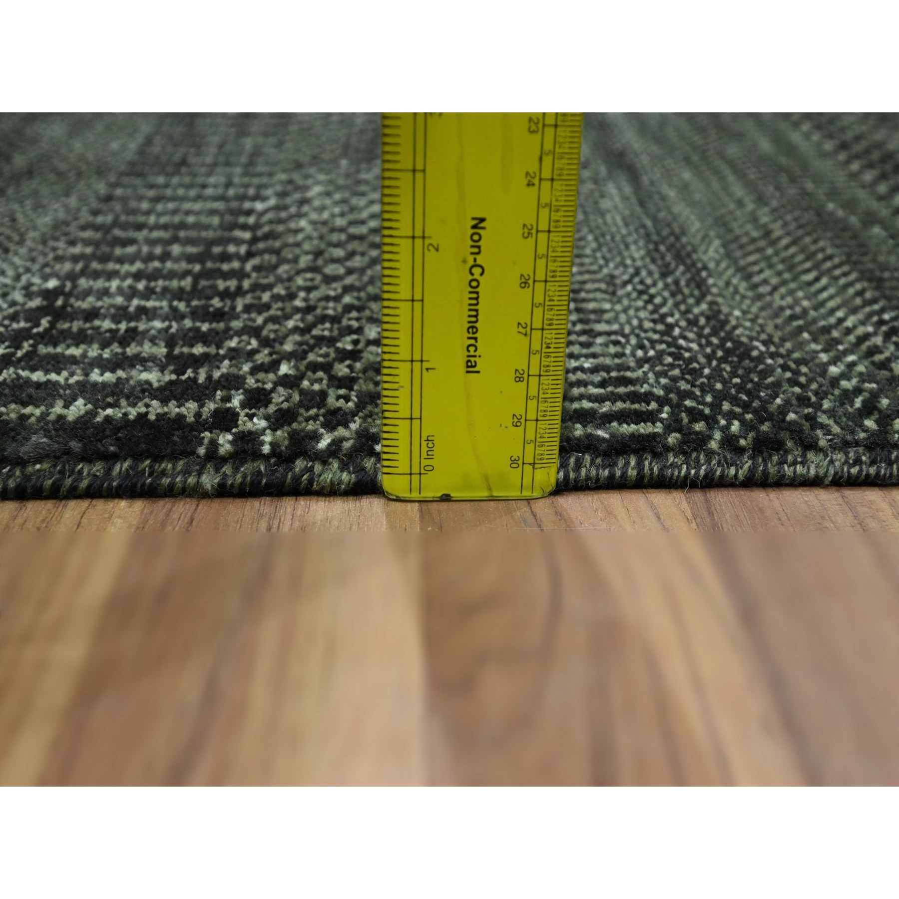2'x3' Seaweed Green, Modern Grass Design, Lush and Plush, Hand Knotted, Wool with touch of Silk, Tone on Tone, Sample, Mat, Oriental Rug Sh76531