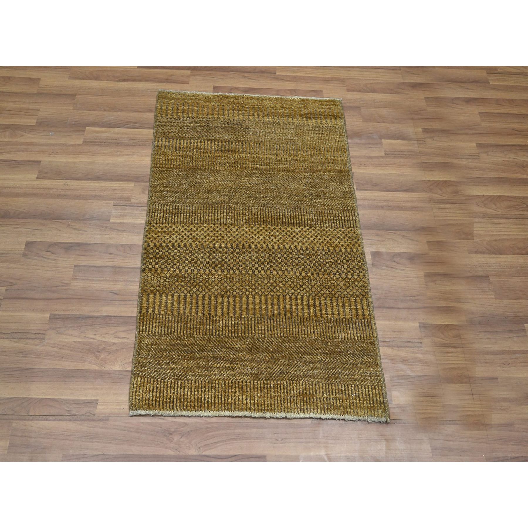 2'x3' Honey Brown, Wool with touch of Silk, Tone on Tone, Lush and Plush, Hand Knotted, Modern Grass Design, Sample, Mat, Oriental Rug Sh76532