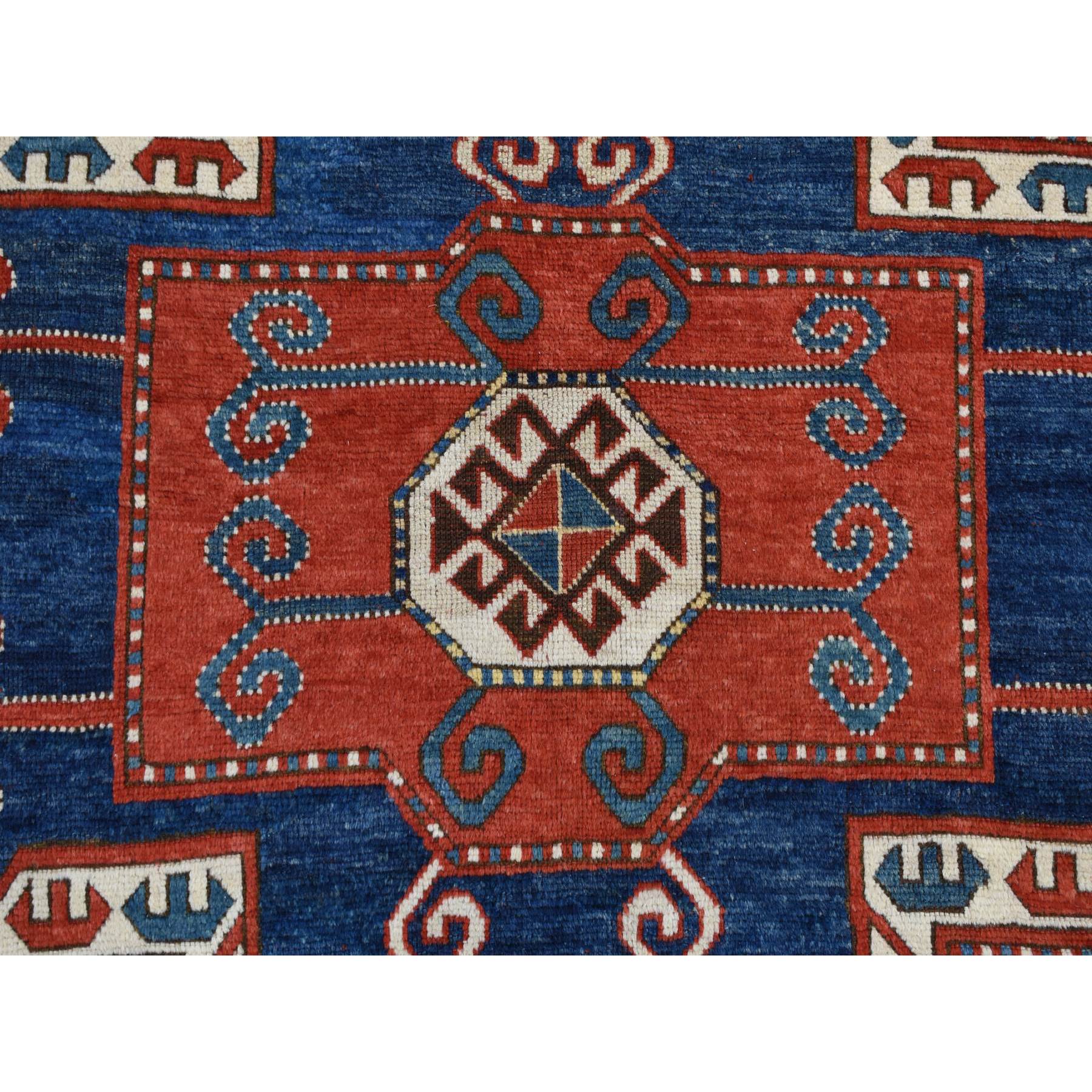  Wool Hand-Knotted Area Rug 6'10