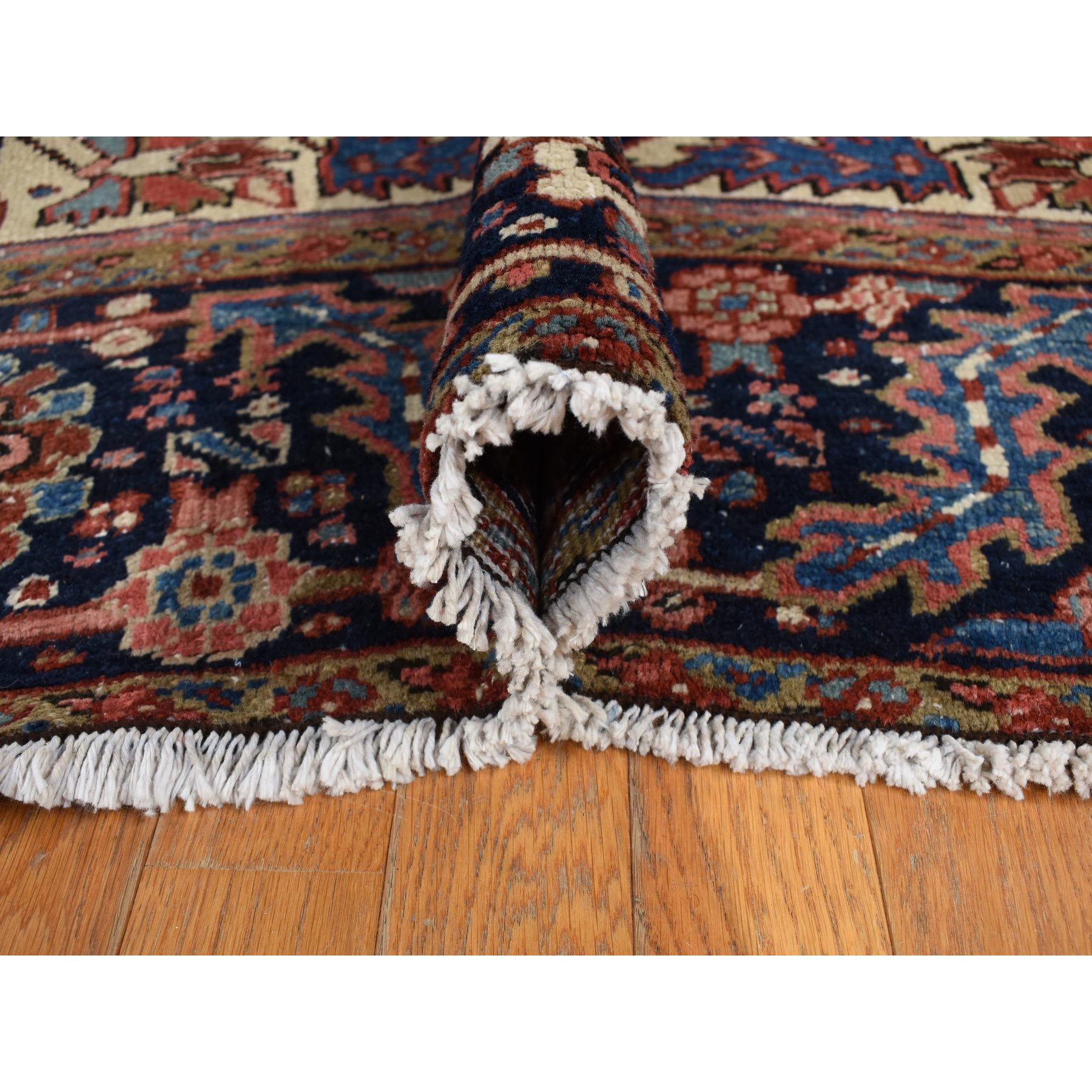  Wool Hand-Knotted Area Rug 9'1