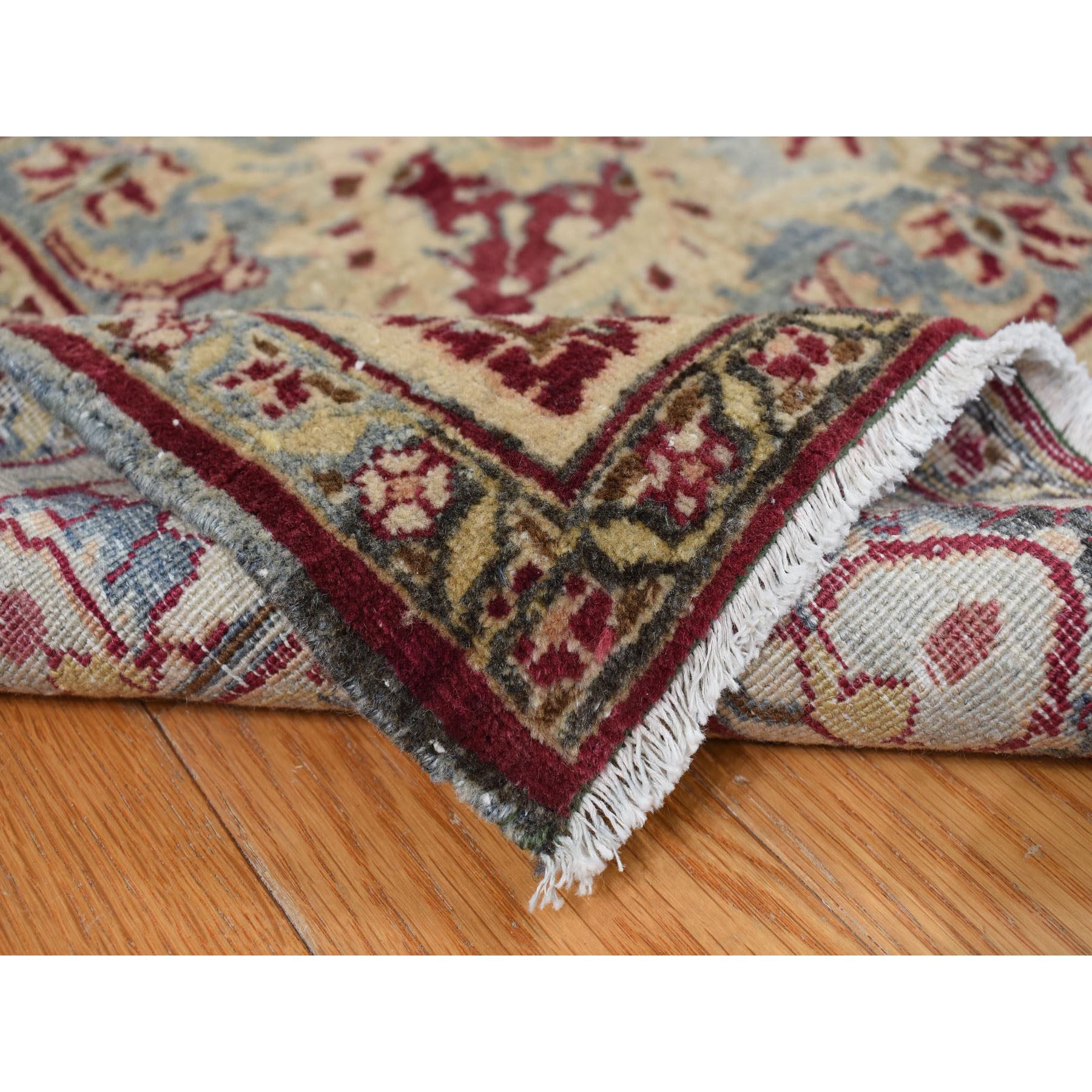  Wool Hand-Knotted Area Rug 8'9