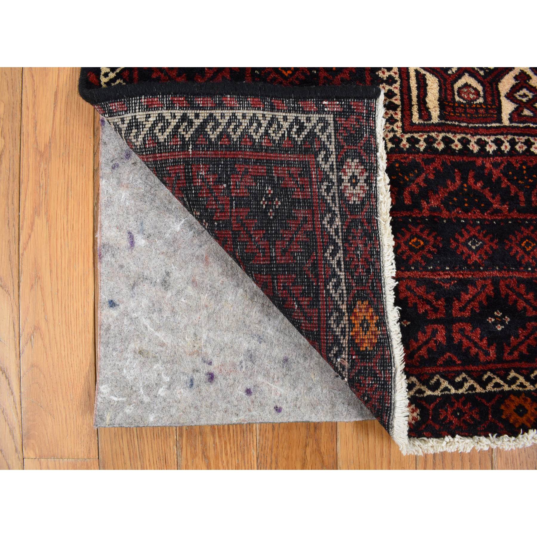 traditional Wool Hand-Knotted Area Rug 3'5