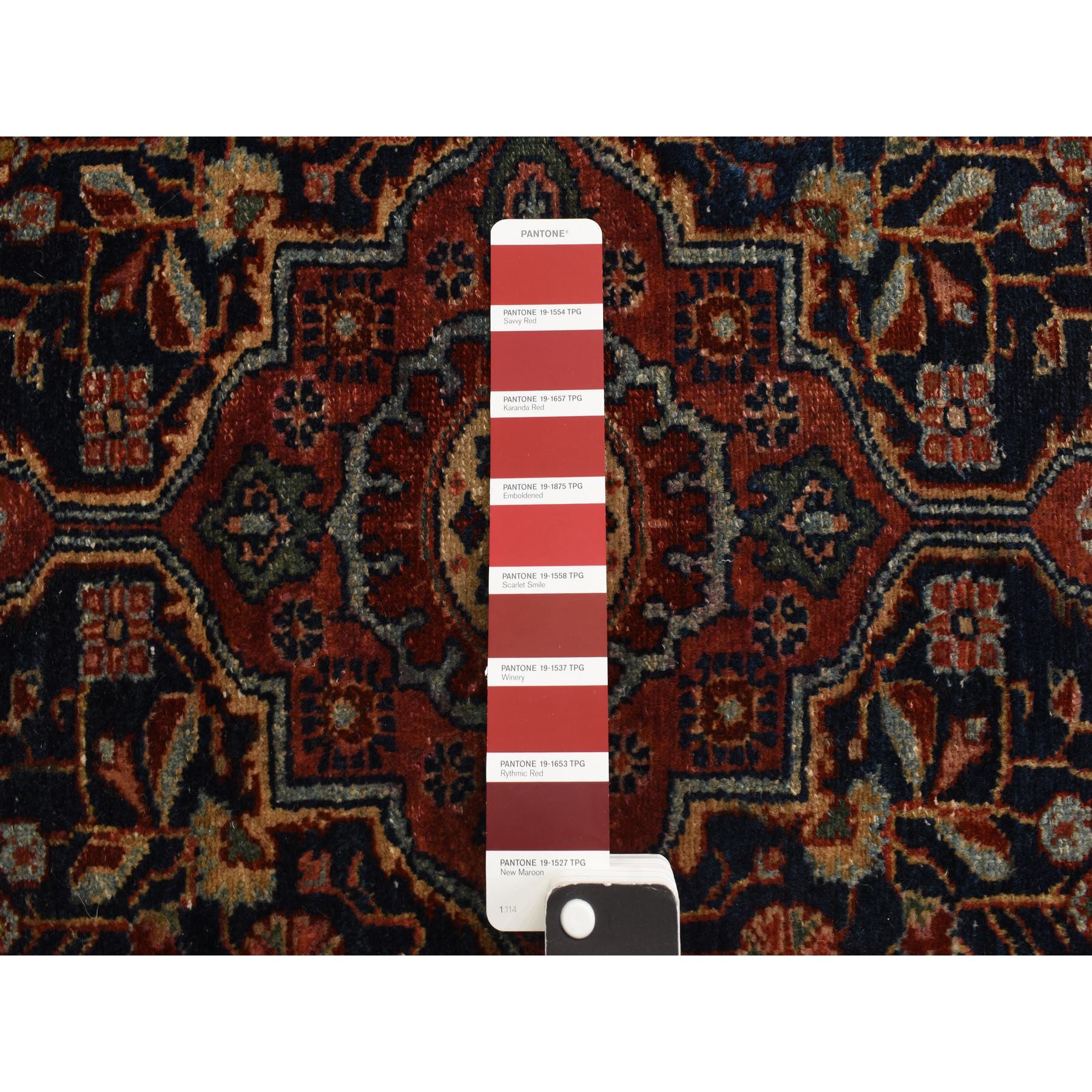 2'x2'10" Prussian Blue and Winery Red, Antique Persian Sarouk, Hand Knotted 100% Wool, Even Wear, Good Condition, Oriental Mat Rug Sh78189