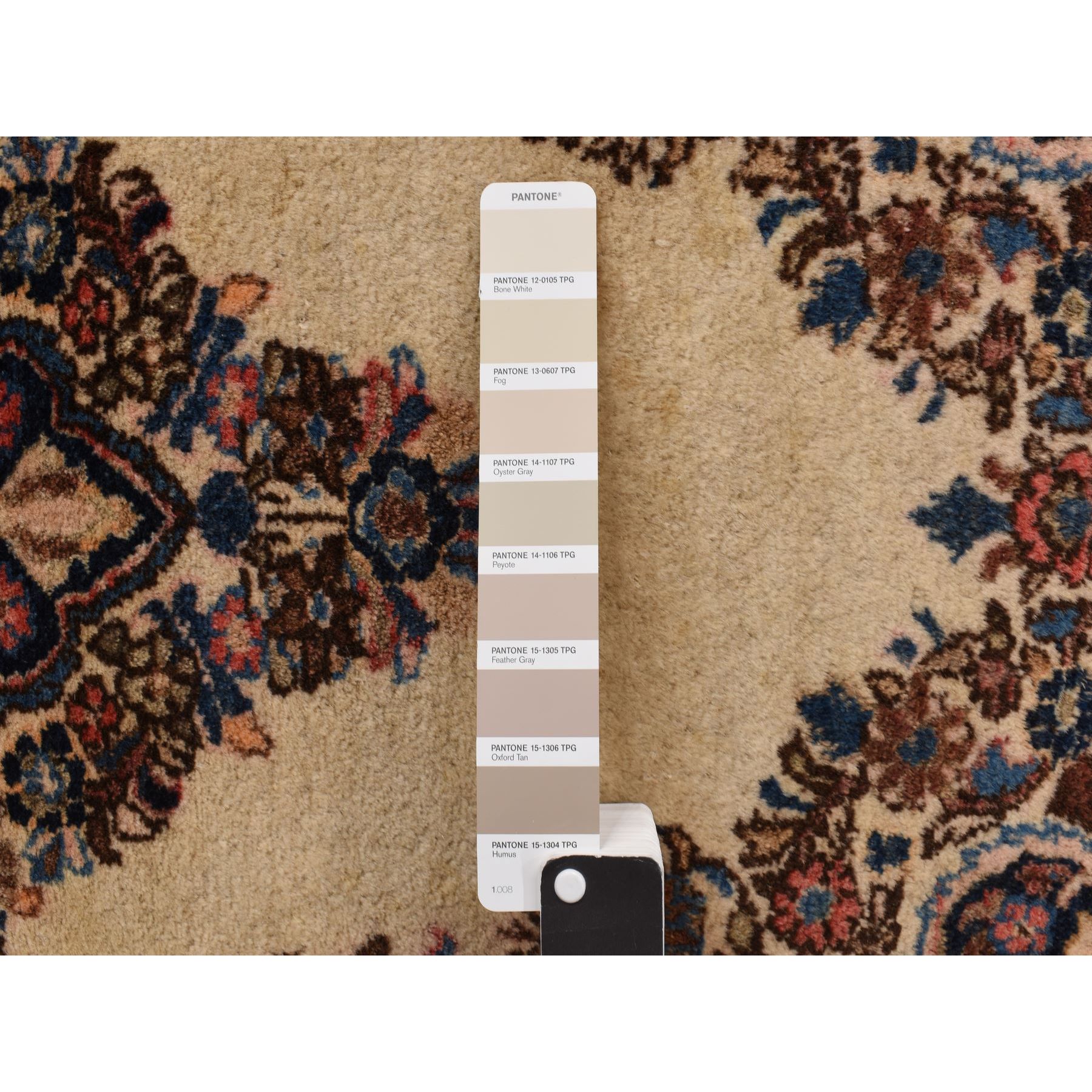 2'x4' Bone White, 100% Wool, Even Wear, Hand Knotted Open Field Medallion Design, Antique Persian Sarouk Mat In Good Condition, Clean and Soft Full Pile, Oriental Rug Sh78193
