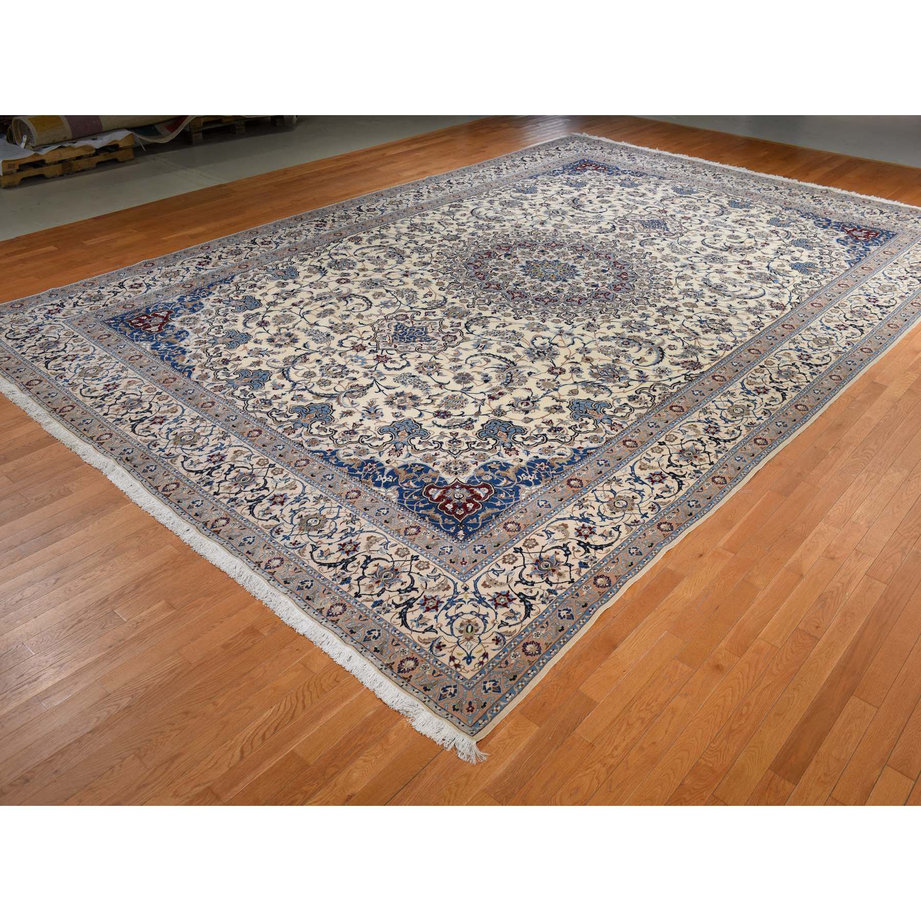 13'7"x20'7" Linen White, Mansion Sized Persian Nain with Medallion Design, Finely Made, 300 KPSI, Wool and Silk, Hand Knotted, Oriental Rug Sh78375
