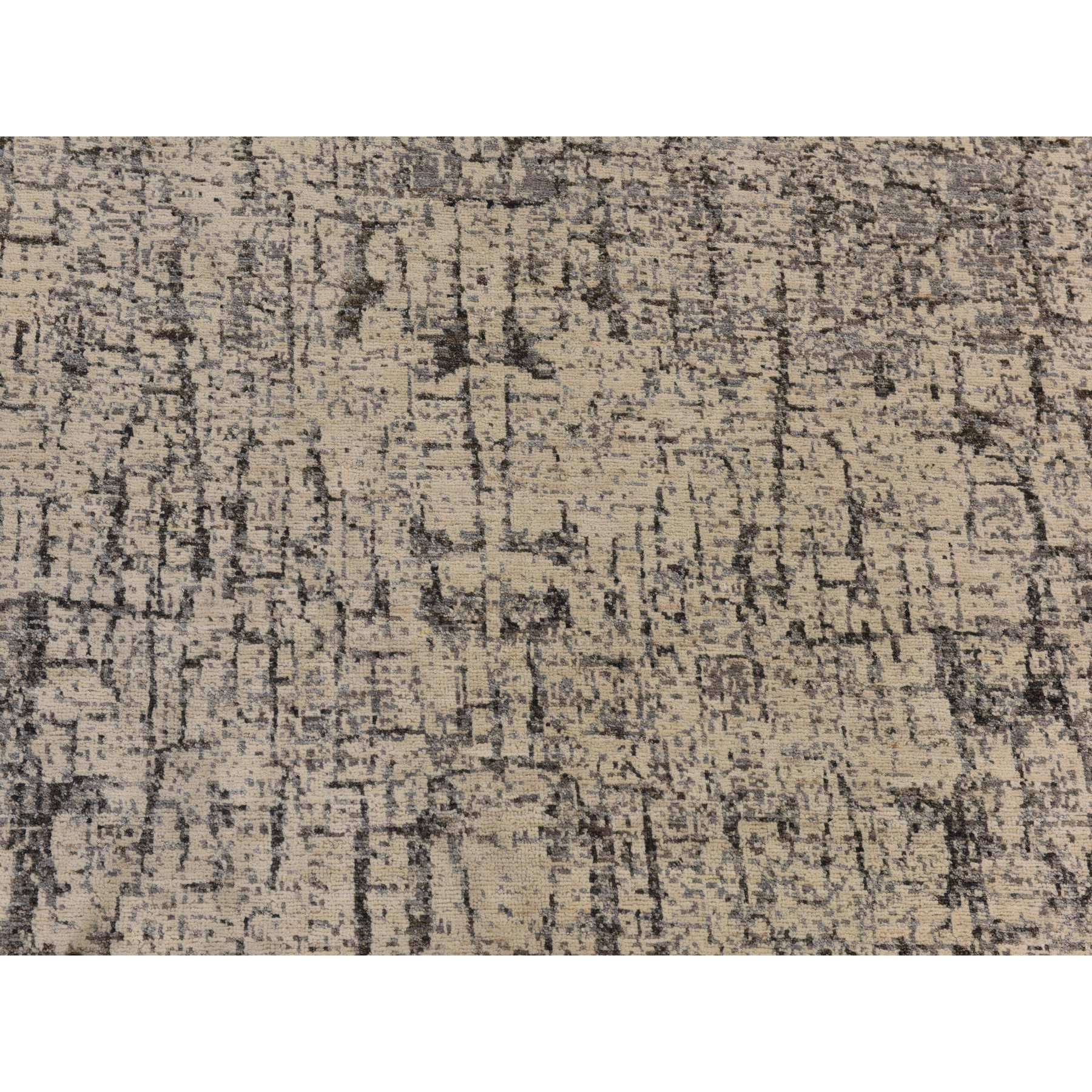 6'x9' Oyster Gray, Fossil Design, Soft to the Touch, 100% Wool, Hand Knotted, Modern, Oriental Rug Sh78390