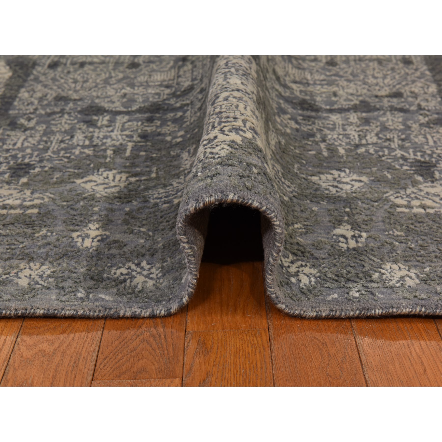 6'1"x9'2" Sonic Gray, Jewelry Design, Soft to the Touch, Wool and Silk, Hand Knotted, Modern, Oriental Rug Sh78391