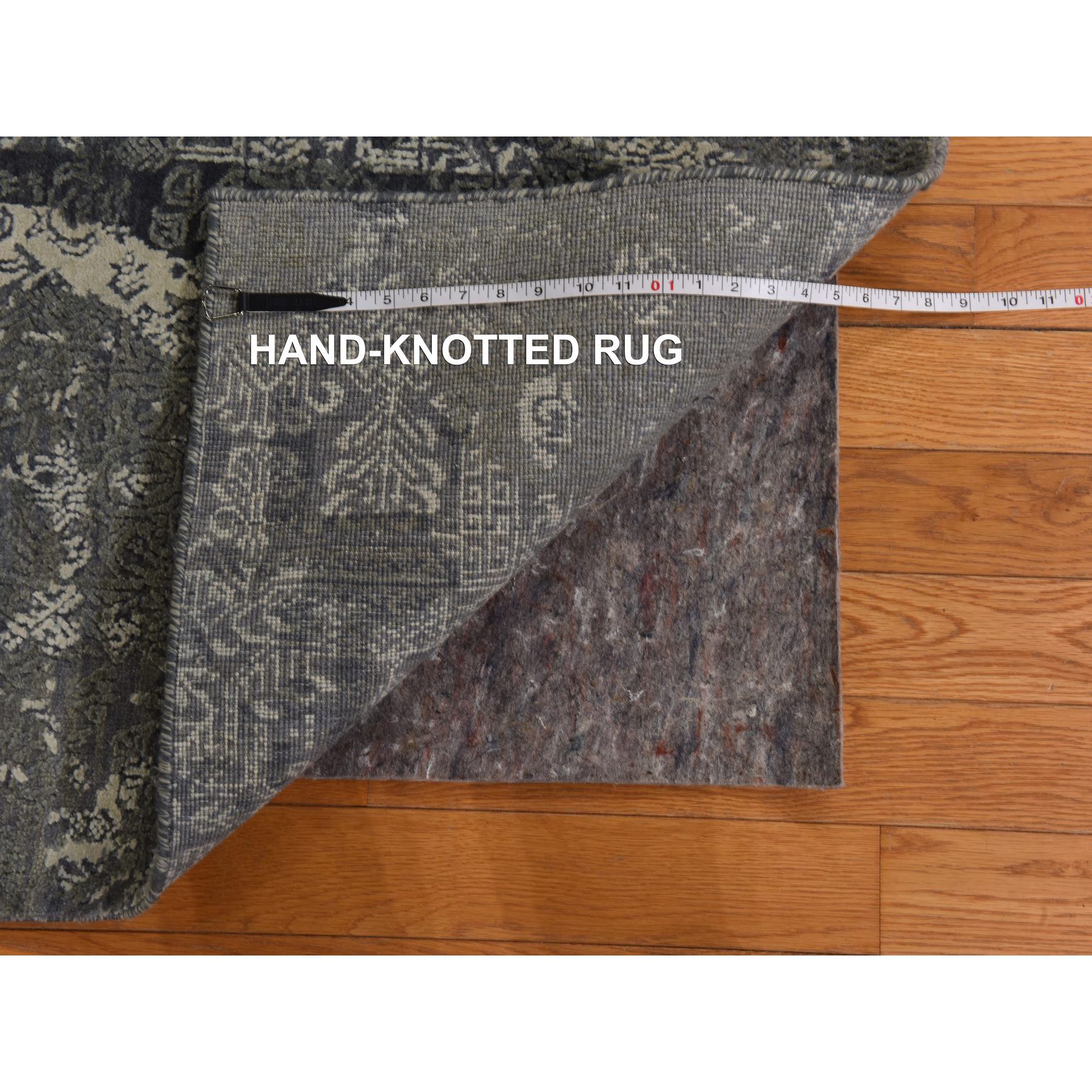 6'1"x9'2" Sonic Gray, Jewelry Design, Soft to the Touch, Wool and Silk, Hand Knotted, Modern, Oriental Rug Sh78391