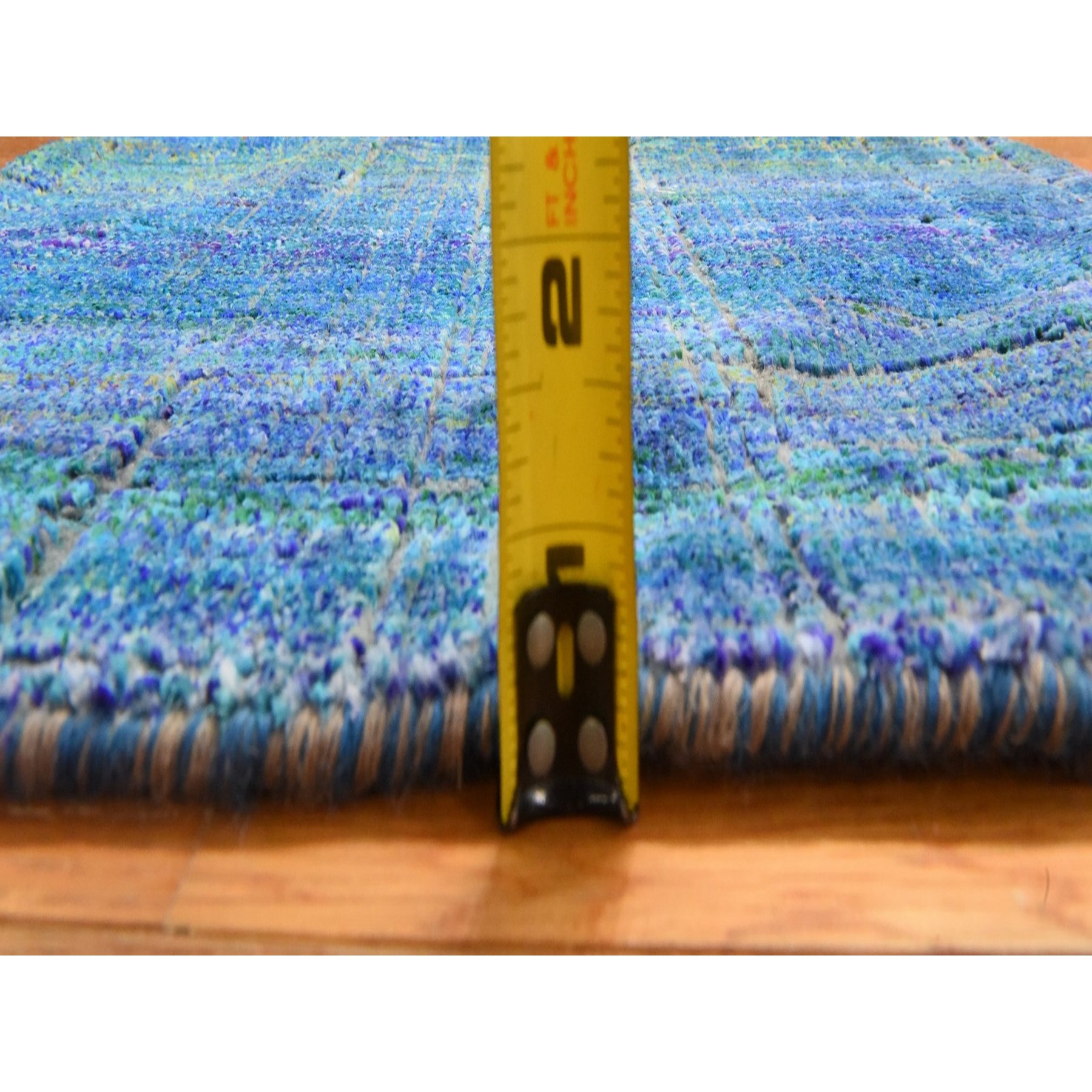 1'6"x2' Galaxy Blue, Pure Sari Silk, Sample, Strike Off, Hand Knotted, Mat, Oriental Rug Sh78444