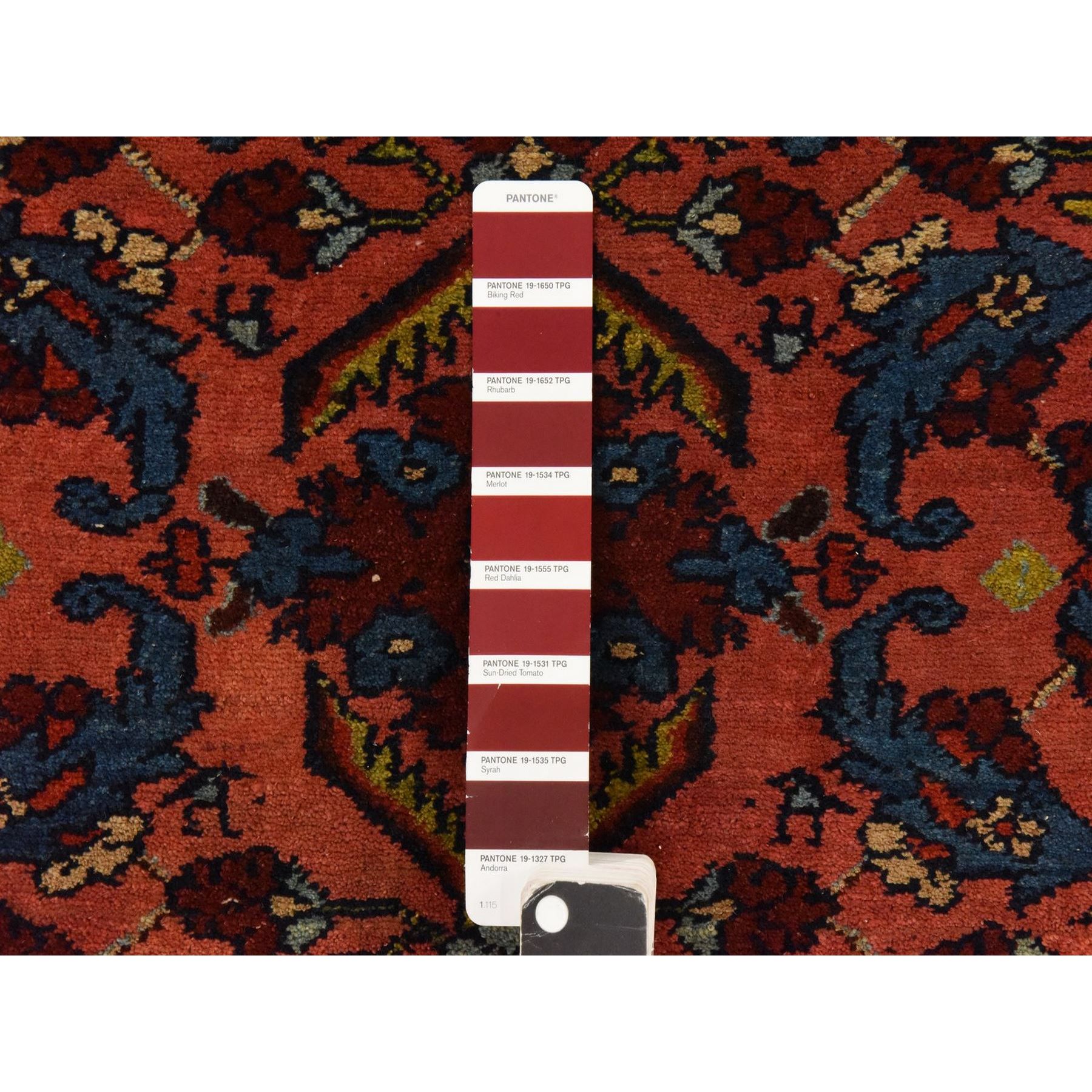 5'1"x6'6" Dahlia Red, Antique Persian Lilihan, Repetitive Flower Rosette Design, Full Even Pile and Clean, 100% Wool, Hand Knotted, Oriental Rug Sh78450