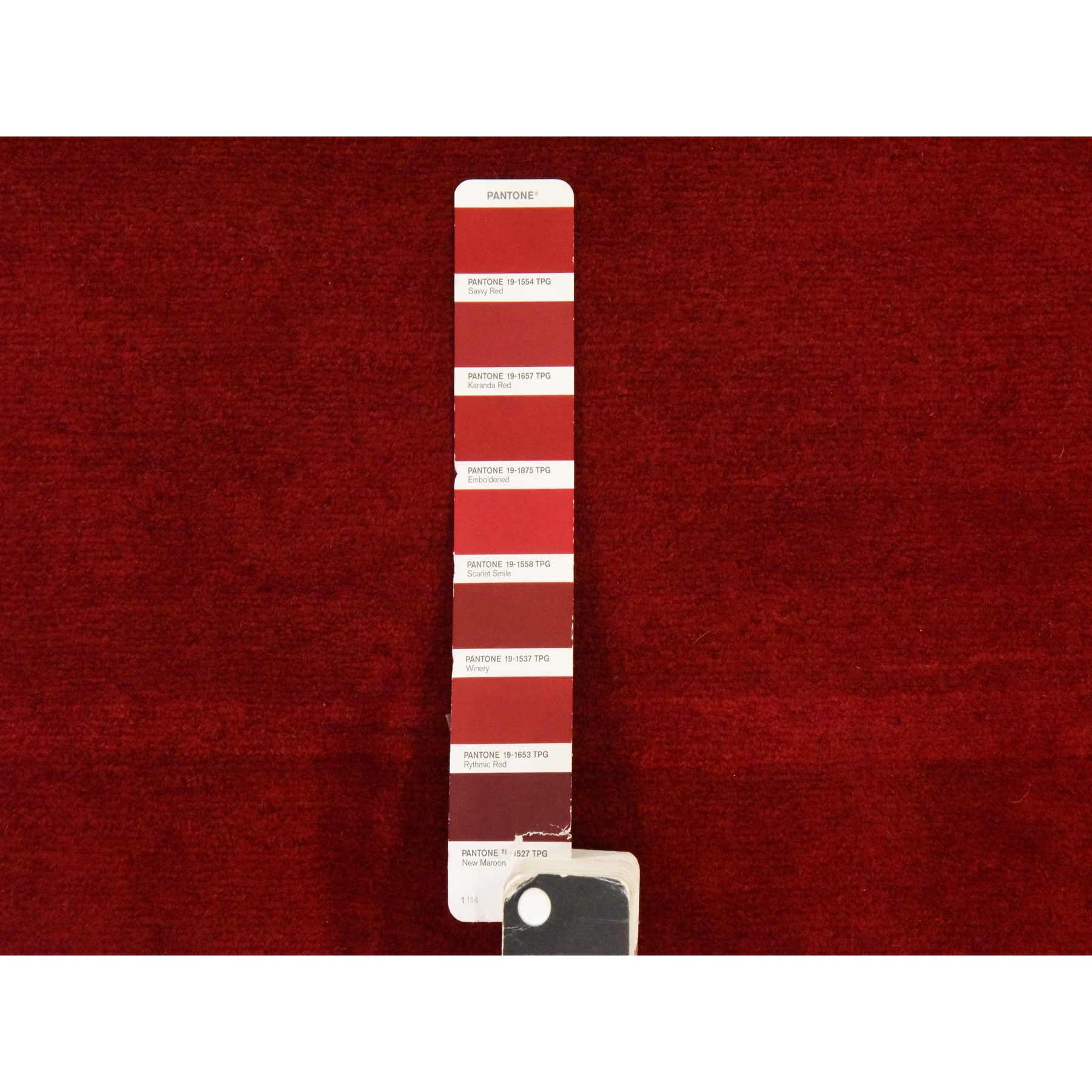 3'5"x12'10" Scarlet Red, Semi Antique Persian Kashan, VIP Open Field Red Carpet Design, Clean, Full and Soft Even Pile, 100% Wool, Hand Knotted, Oriental, Runner Rug Sh78457