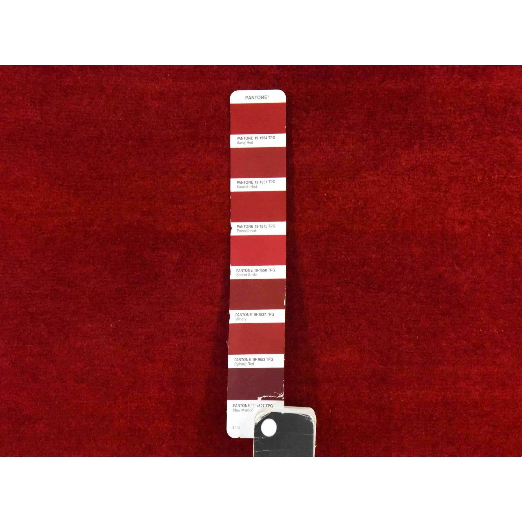 3'5"x13'3" Savvy Red, Semi Antique Persian Kashan, VIP Open Field Red Carpet Design, Clean, Full and Soft Even Pile, 100% Wool, Hand Knotted, Oriental, Runner Rug Sh78458