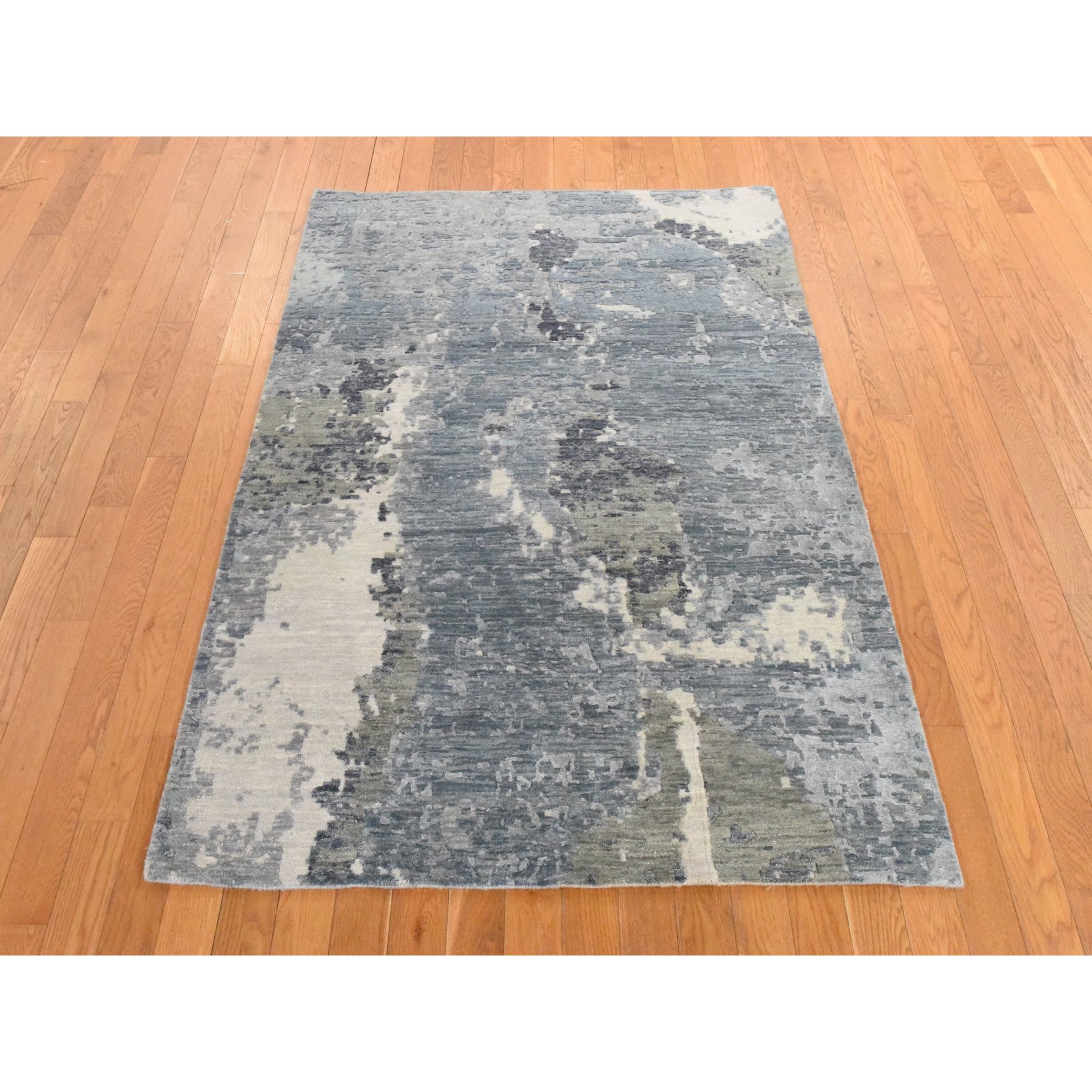 4'x6' Nevada Gray, Galaxy Design, 100% Wool, Hand Knotted Oriental Rug Sh78459