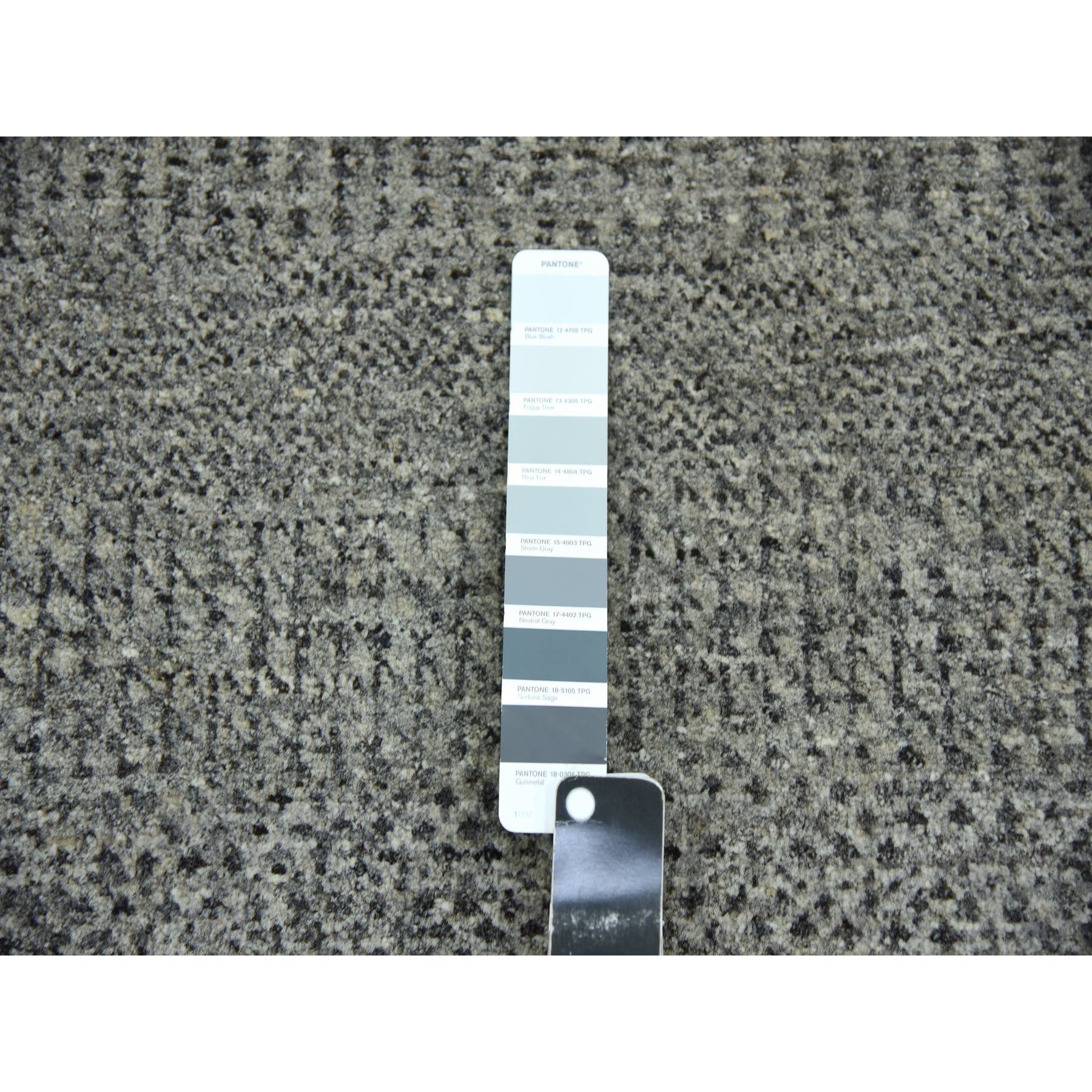 2'1"x3' Medium Gray, Hand Knotted, Modern Grass Design, Natural Undyed Wool, Mat Oriental Rug Sh79483