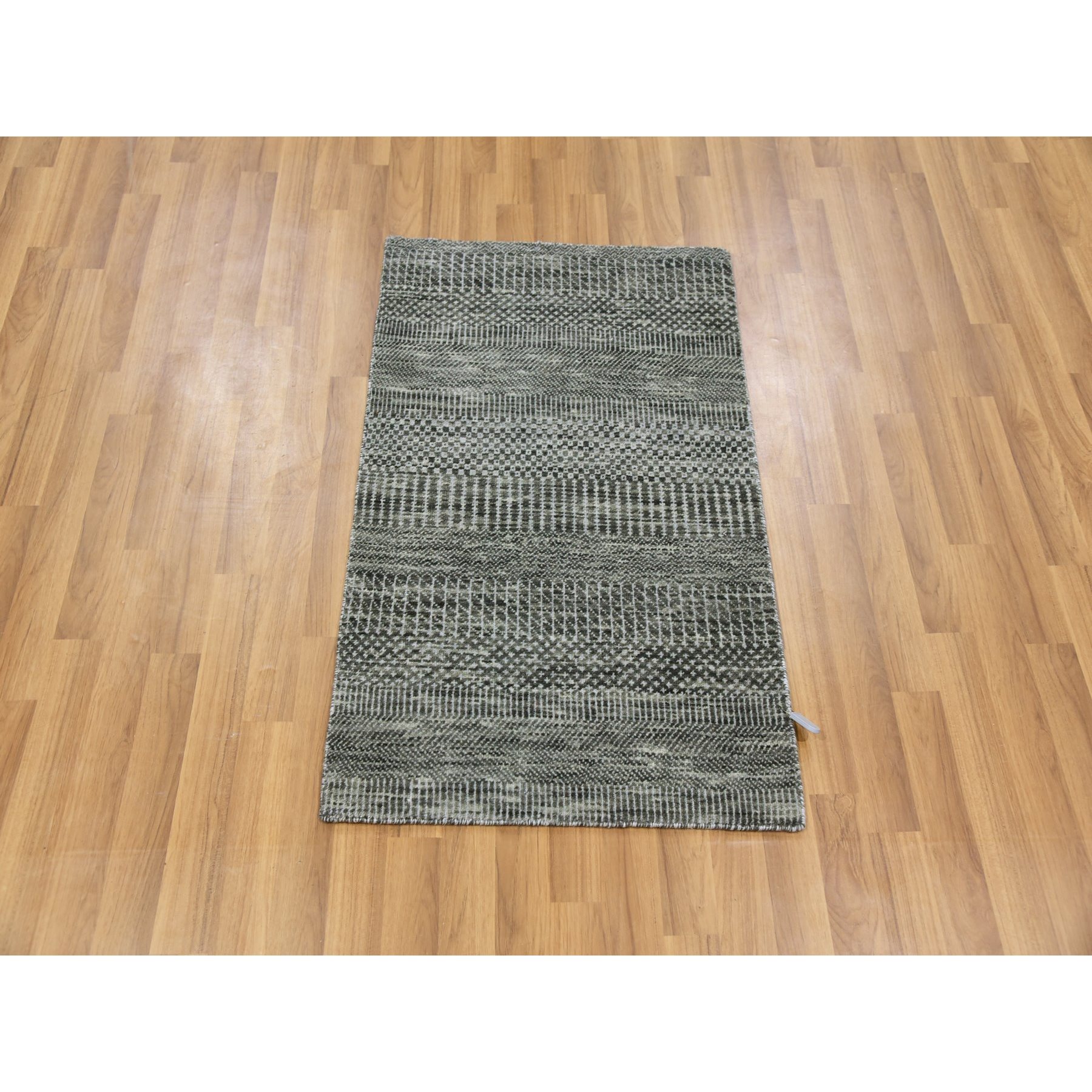2'1"x3'1" Echo Gray, Tone on Tone, Hand Knotted, Pure Dyed Wool, Grass Design Mat Oriental Rug Sh79634