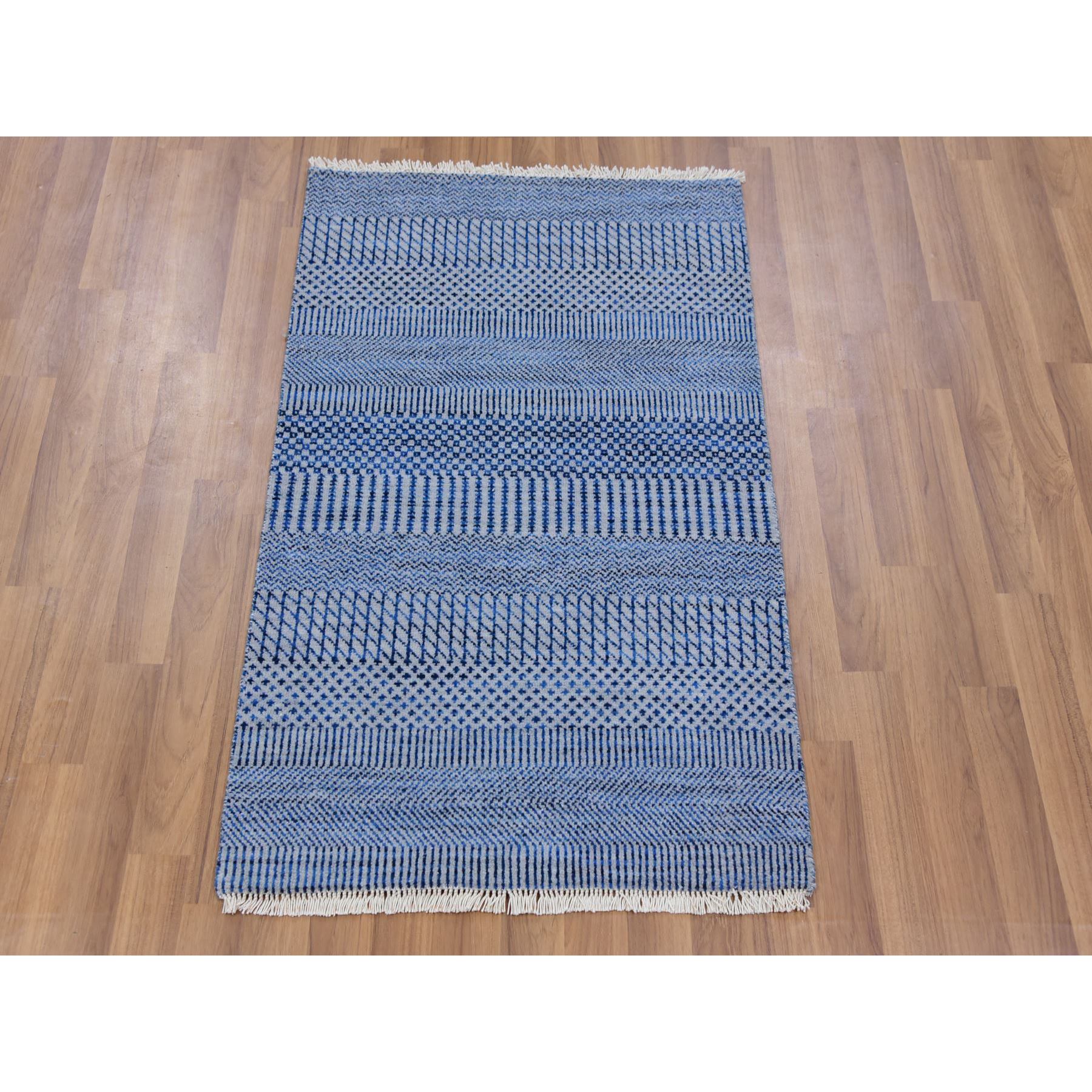 2'1"x3'3" Chrome Gray, Modern Hand Knotted Grass Design, Tone on Tone, Dyed Organic Wool, Mat Oriental Rug Sh79642