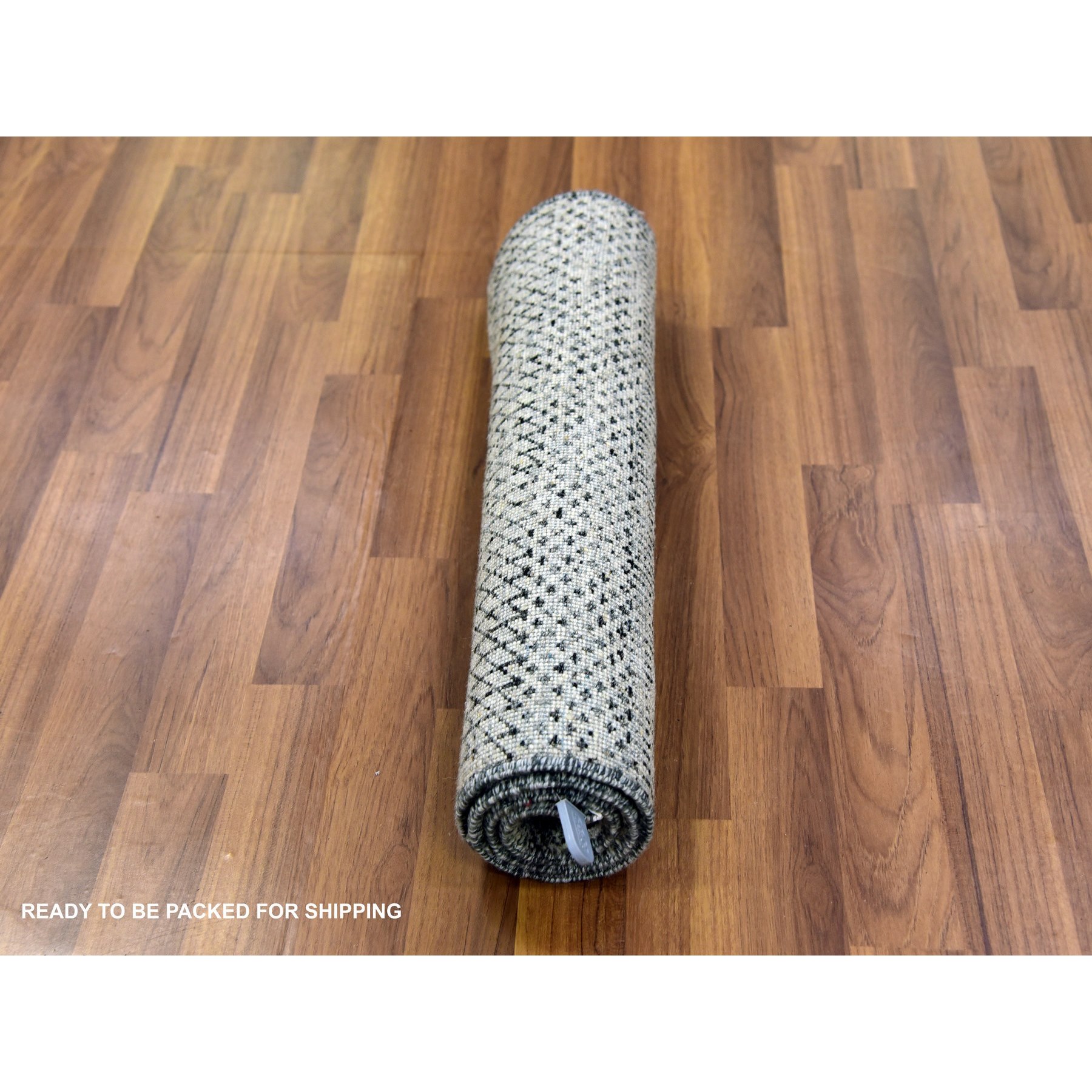 2'x3'2" Platinum Gray, Hand Knotted, Modern Grass Design, Tone on Tone, Natural Undyed Wool, Mat Oriental Rug Sh79709