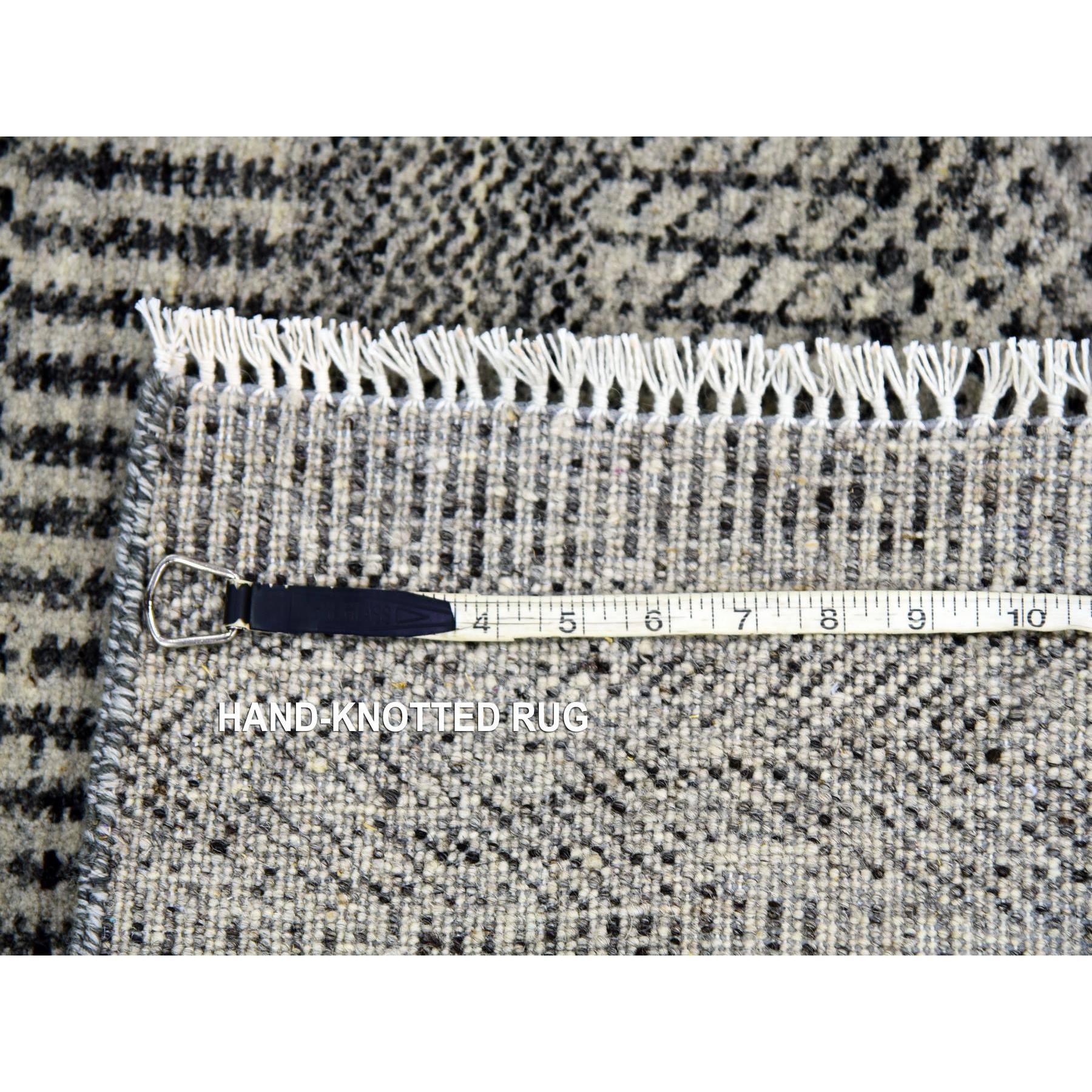 2'x3'2" Gentle Gray, Modern Hand Knotted Grass Design, Tone on Tone, Undyed 100% Wool, Mat Oriental Rug Sh79710