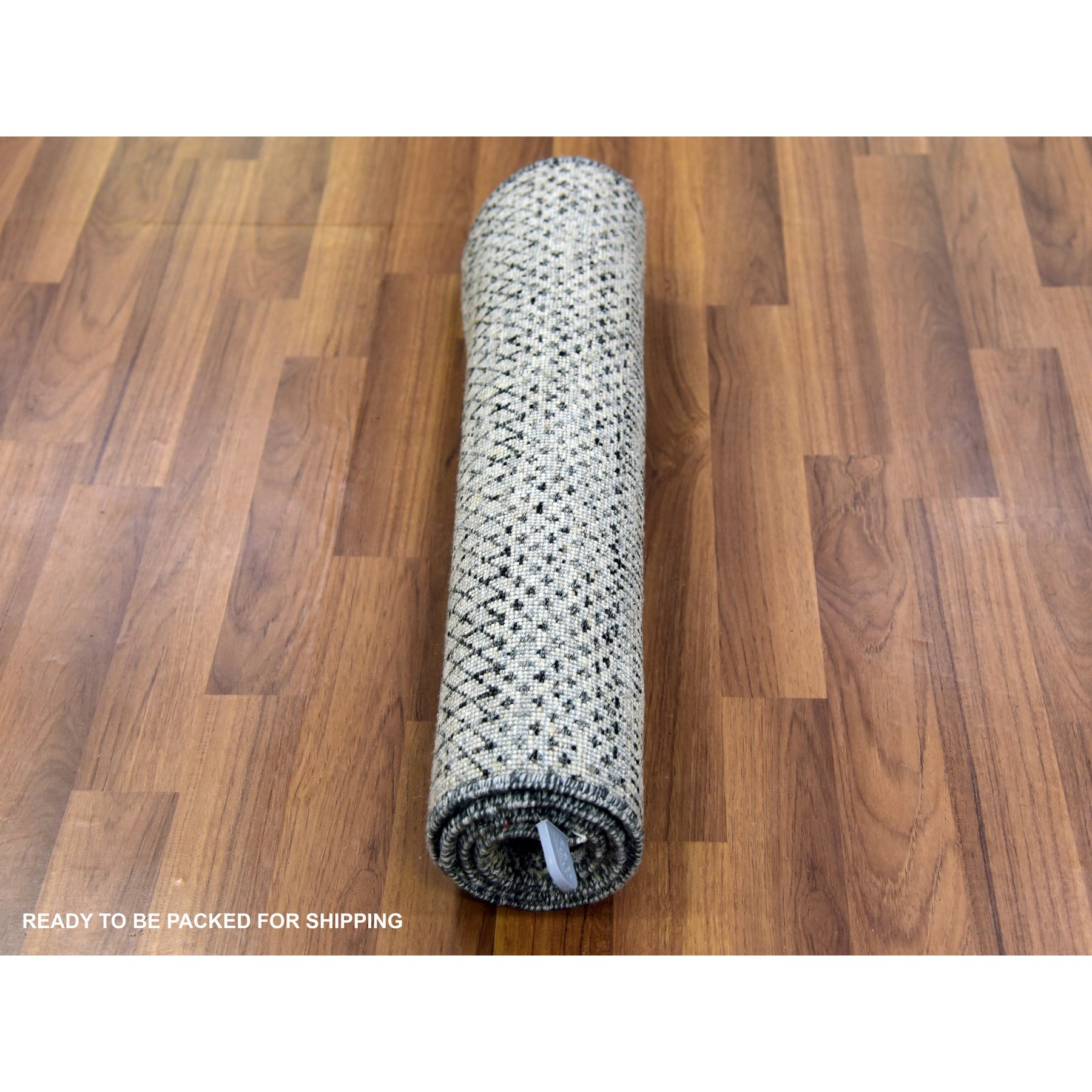 2'x3'2" Gentle Gray, Modern Hand Knotted Grass Design, Tone on Tone, Undyed 100% Wool, Mat Oriental Rug Sh79710