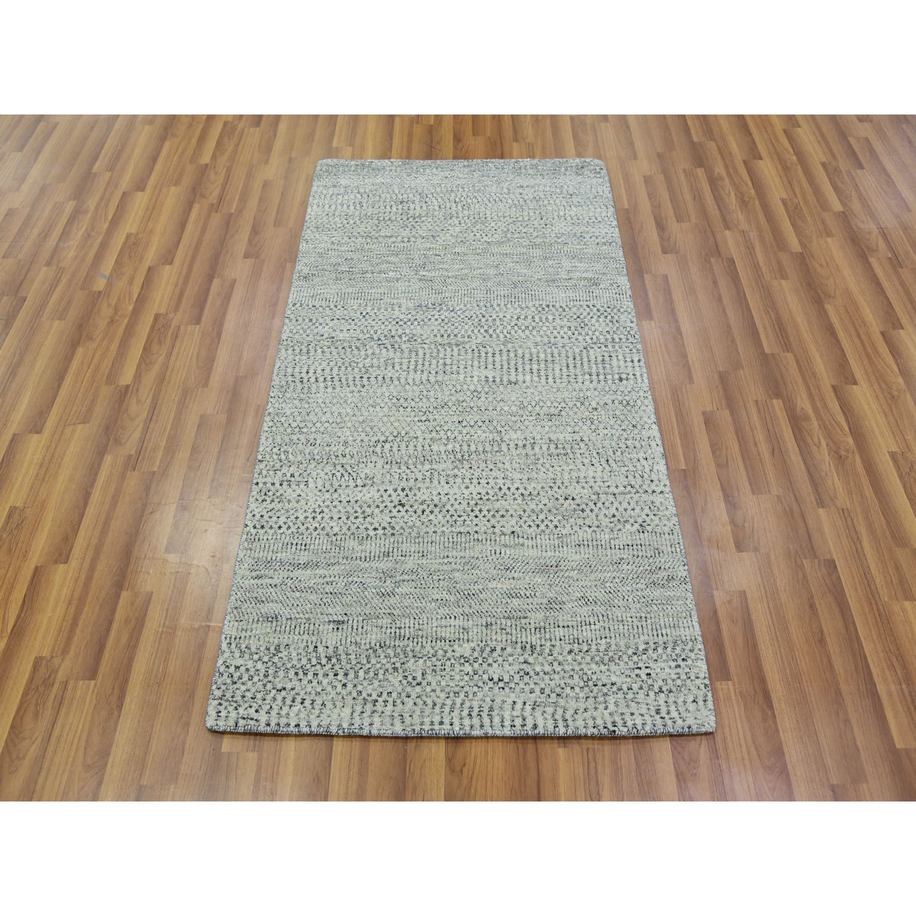 3'x5'6" 100% Undyed Wool, Modern Hand Knotted Grass Design, Tone on Tone, Oriental Rug Sh79747