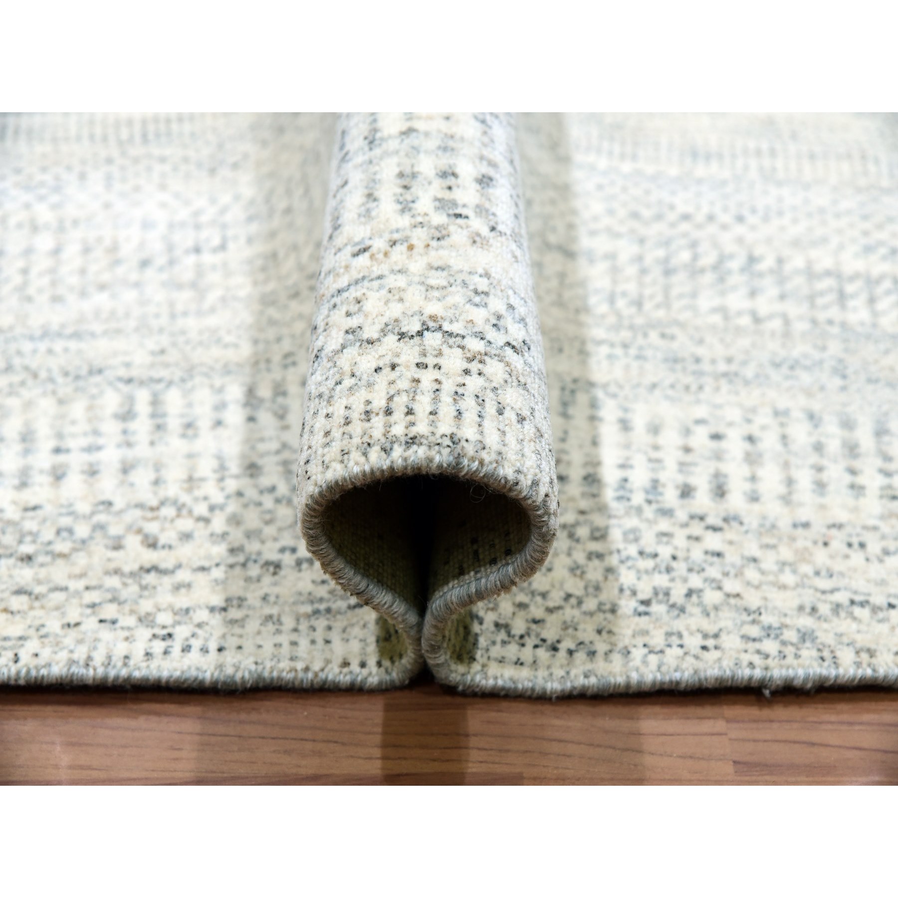 14'x14' Pristine White, Extra Soft Wool, Hand Knotted Modern Grass Design, Tone on Tone, Organic Sustainable Textile, Round Oriental Rug Sh79972