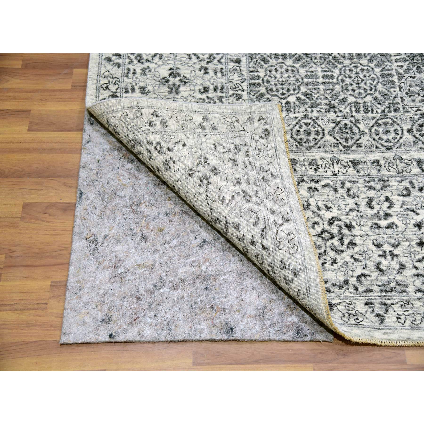 9'x12'2" Diamond White, Mamluk Dynasty Pattern, Tone on Tone, Undyed Vibrant Wool, Hand Knotted, Oriental Rug Sh79987