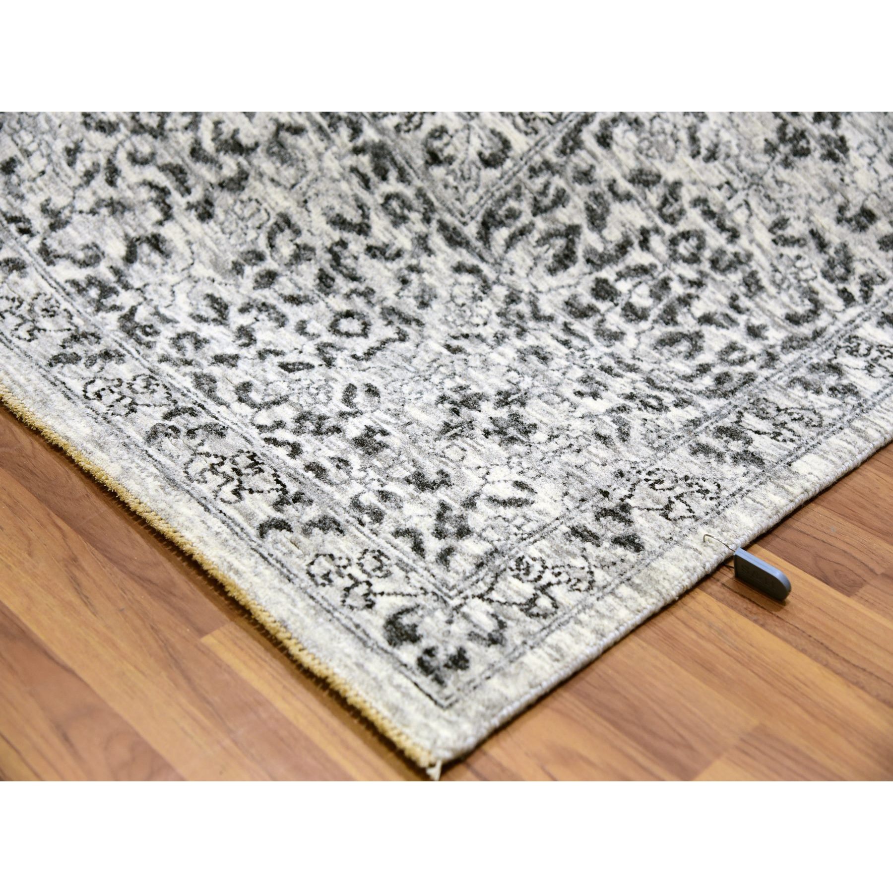 9'x12'2" Diamond White, Mamluk Dynasty Pattern, Tone on Tone, Undyed Vibrant Wool, Hand Knotted, Oriental Rug Sh79987
