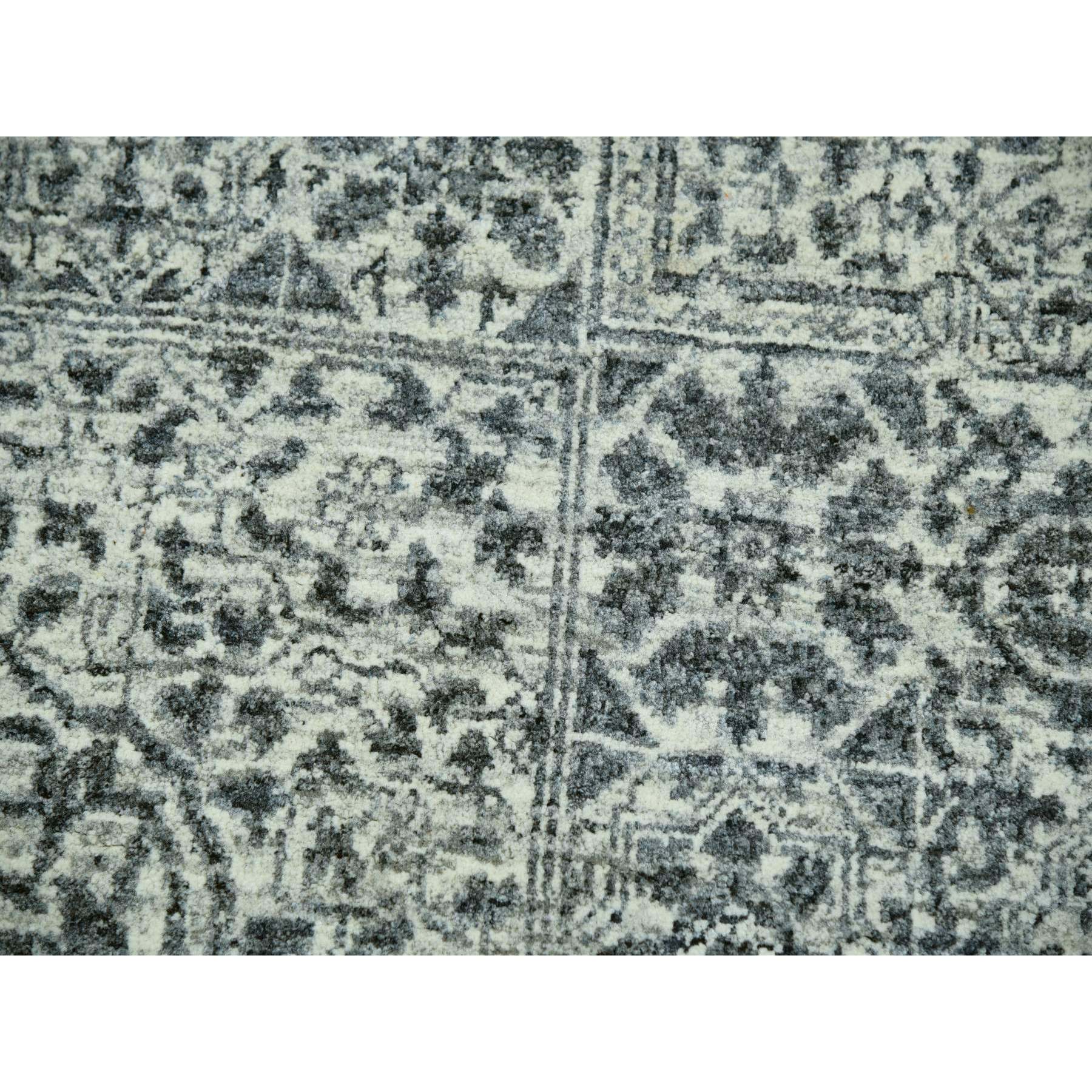 10'x10' Duck White and Rusty Gray, Hand Knotted Undyed Mamluk Dynasty Pattern, Tone on Tone, Shiny Wool, Oriental Square Rug Sh79988