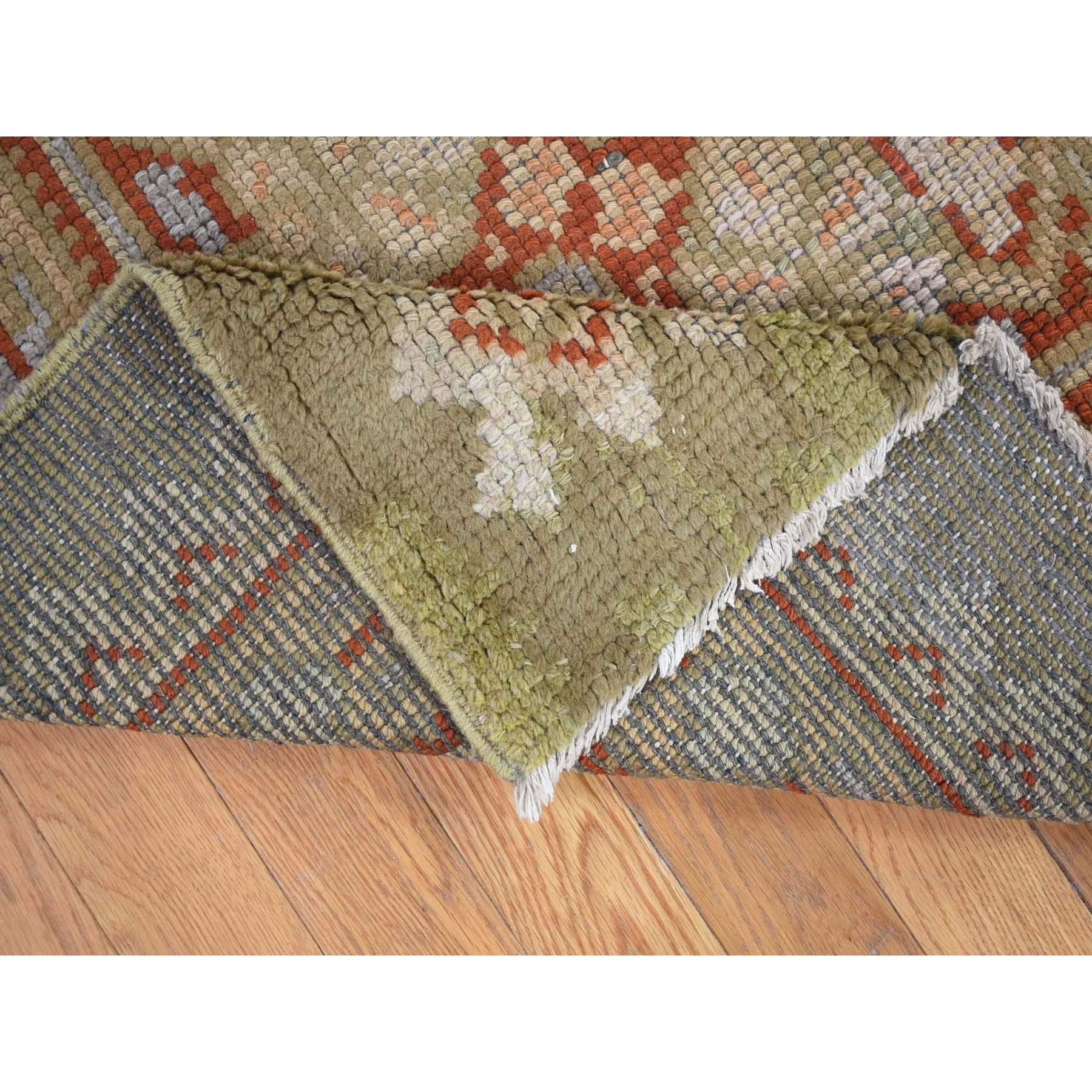 8'7"x14'10" Beige, Antique European Donegal, Excellent Condition Pure Wool Hand Knotted, Extra Wide Gallery Size Oriental Rug Sh80099