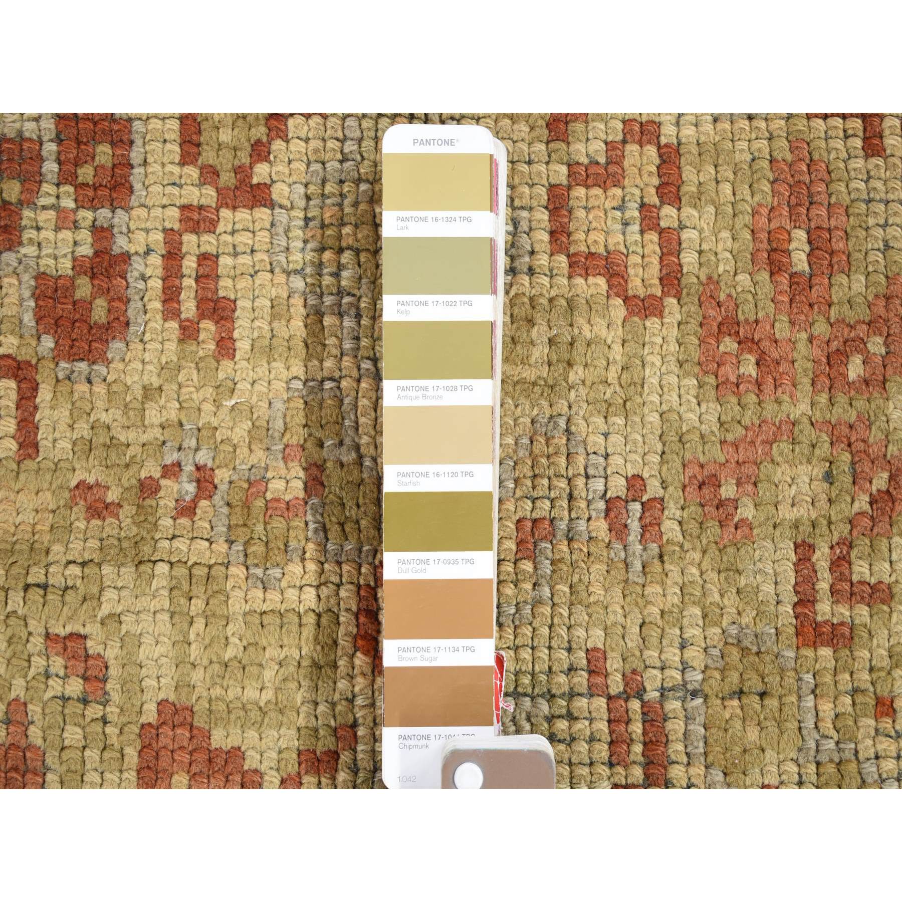8'7"x14'10" Beige, Antique European Donegal, Excellent Condition Pure Wool Hand Knotted, Extra Wide Gallery Size Oriental Rug Sh80099