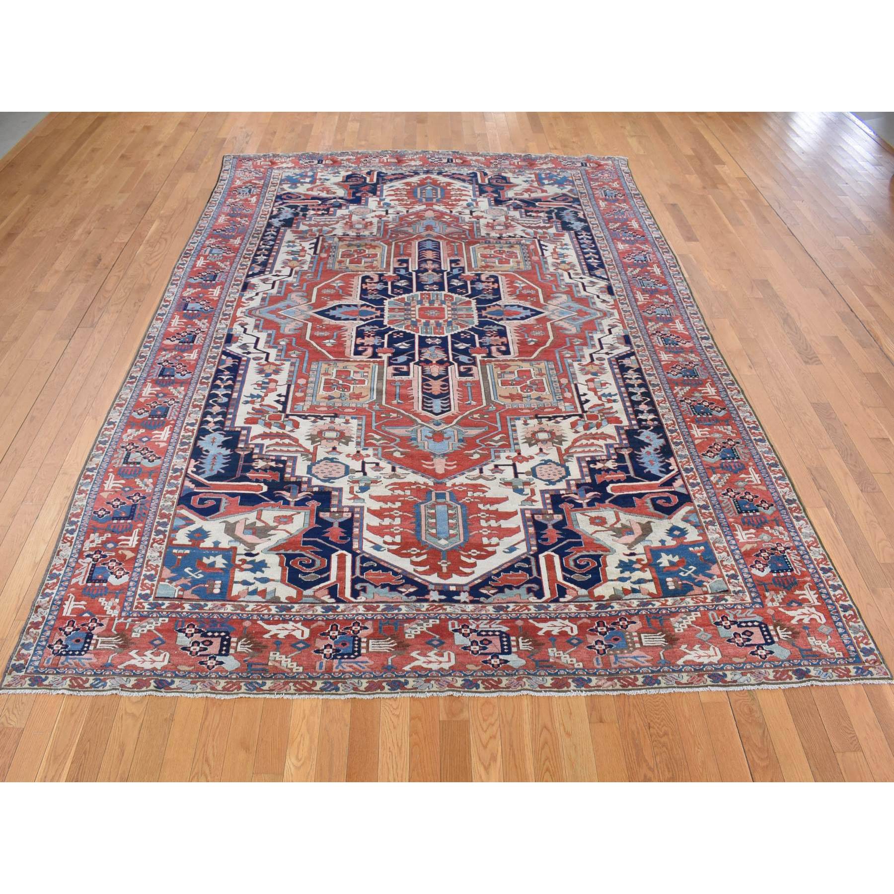 8'10"x12'5" Ivory, Antique Persian Karajeh Serapi, Denser Weave, Good Condition, Pure Wool, Hand Knotted, Oriental Rug Sh80305
