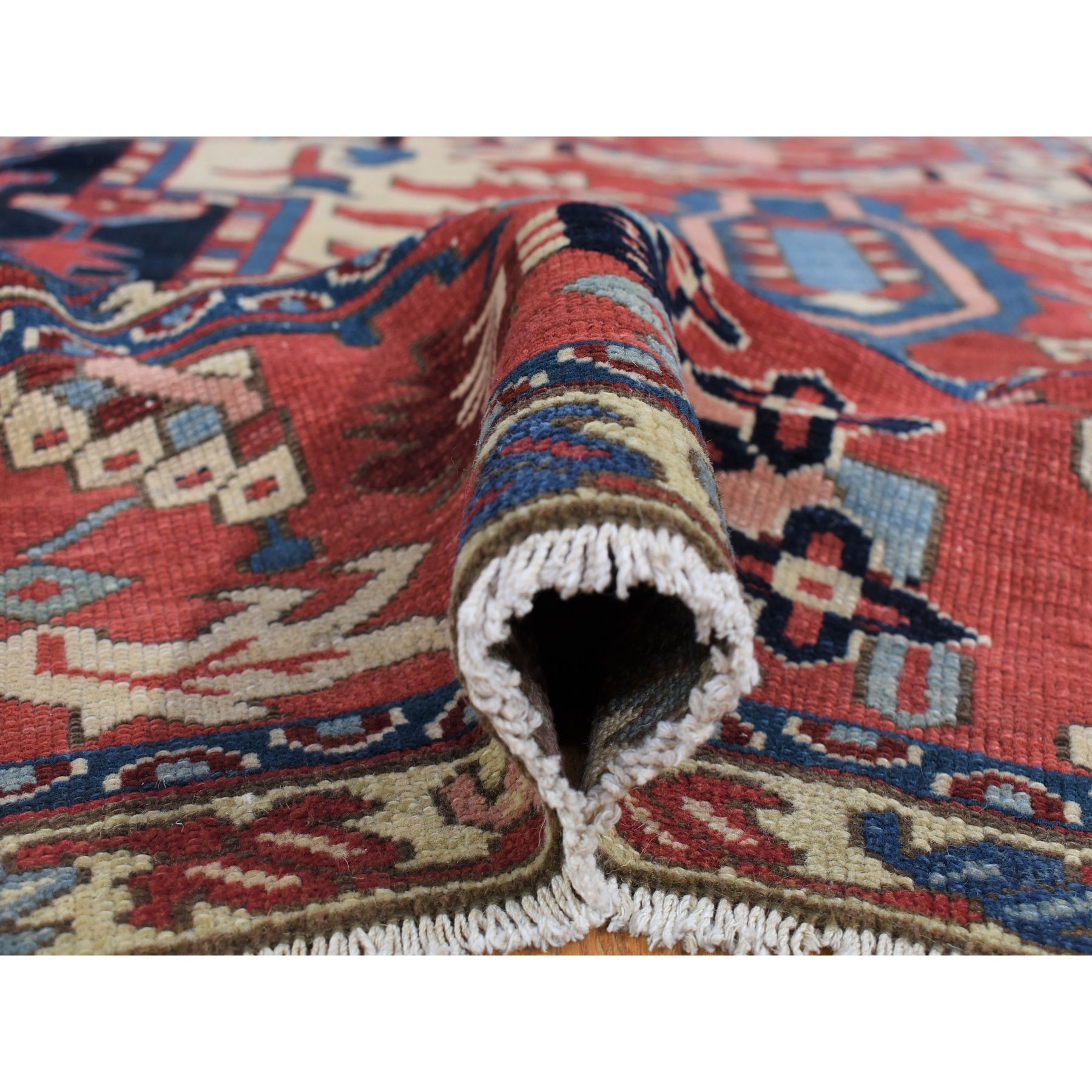 8'10"x12'5" Ivory, Antique Persian Karajeh Serapi, Denser Weave, Good Condition, Pure Wool, Hand Knotted, Oriental Rug Sh80305