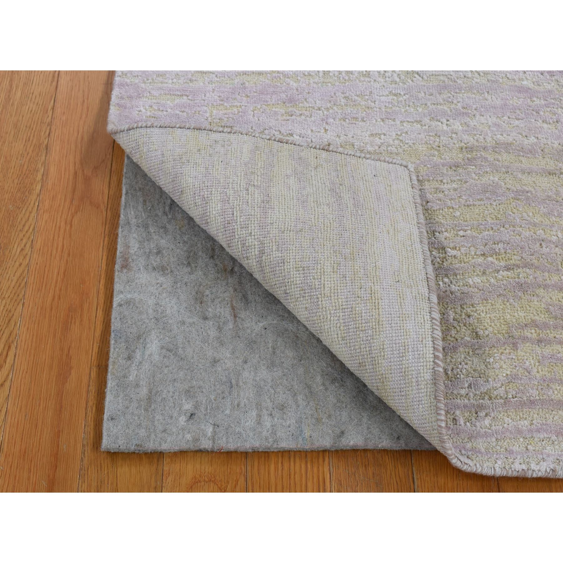 2'x3' Light Green, Modern Design, Pure Silk with Wool, Hand Knotted, Mat Oriental Rug Sh80315