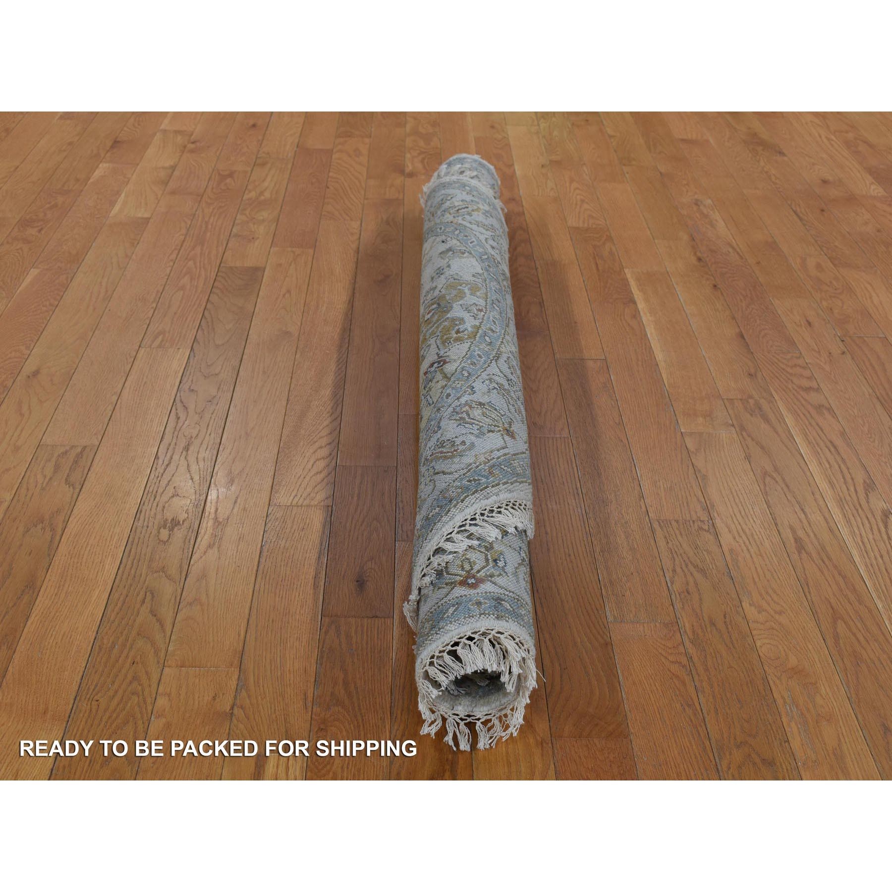 5'1"x5'1" Ivory, Karajeh Design, Soft and Pure Wool, Hand Knotted, Round Oriental Rug Sh80324