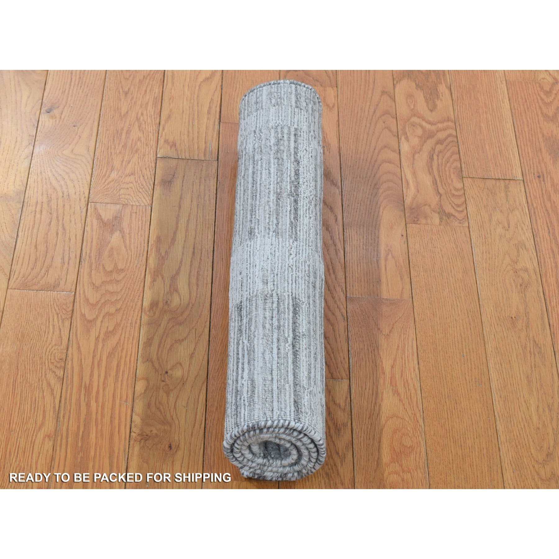 2'x3' Light Gray, Modern Geometric Art Deco Style, Textured Hi and Lo Pure Wool Hand Loomed, Mat Oriental Rug Sh80333